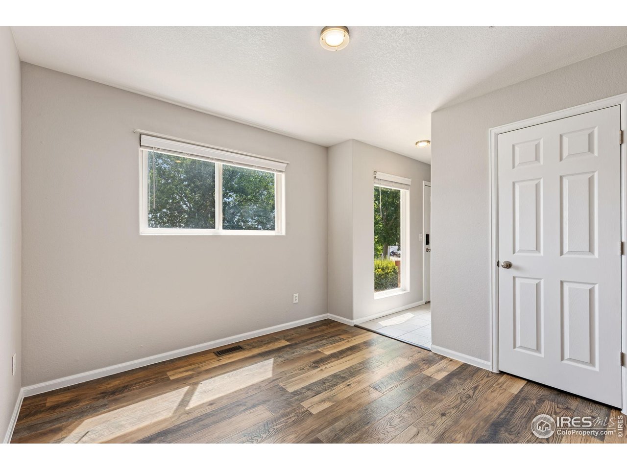 1601 Great Western Dr M8