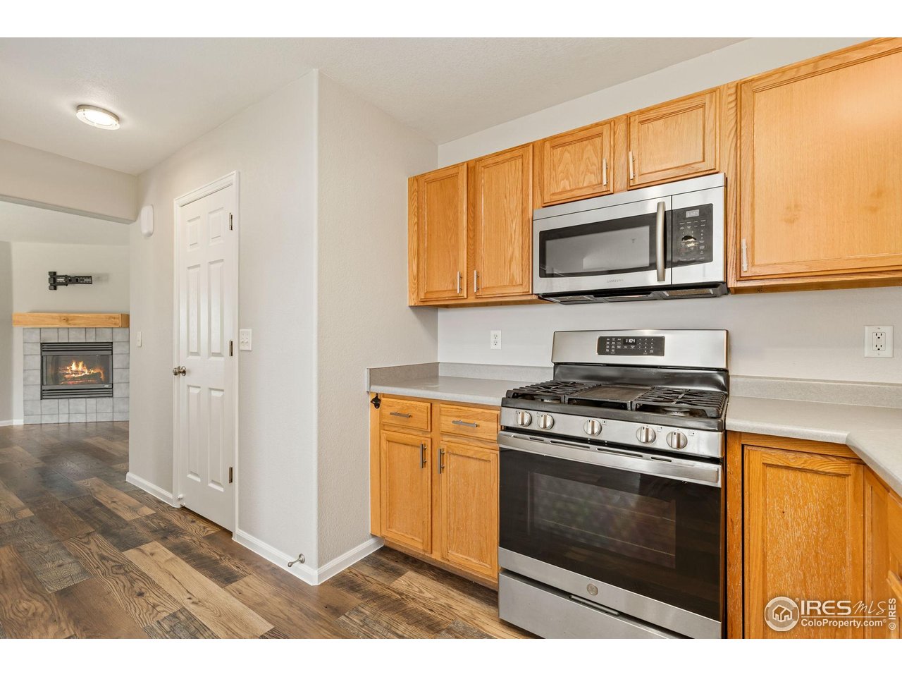 1601 Great Western Dr M8