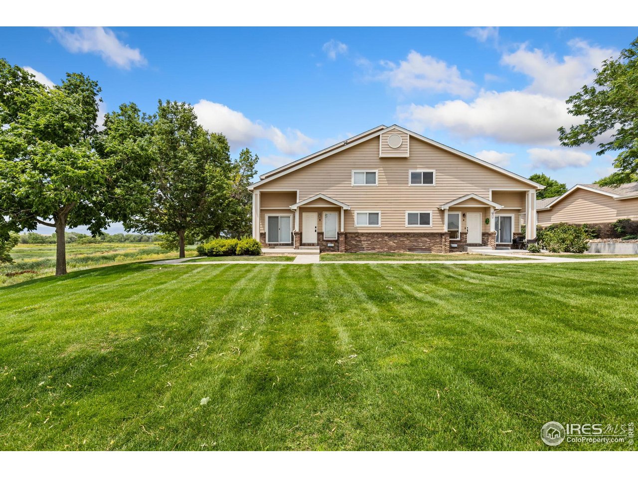 1601 Great Western Dr M8
