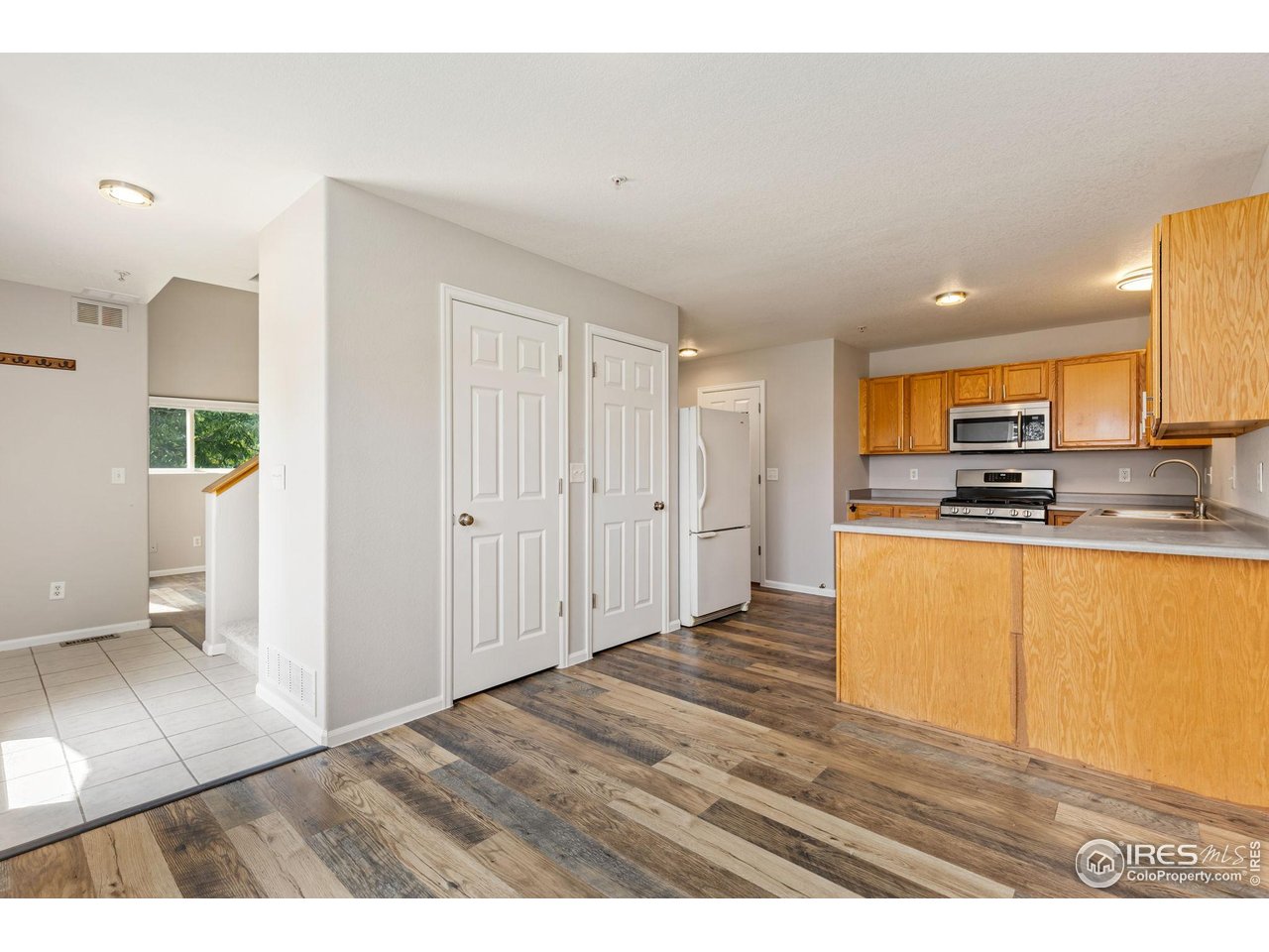 1601 Great Western Dr M8
