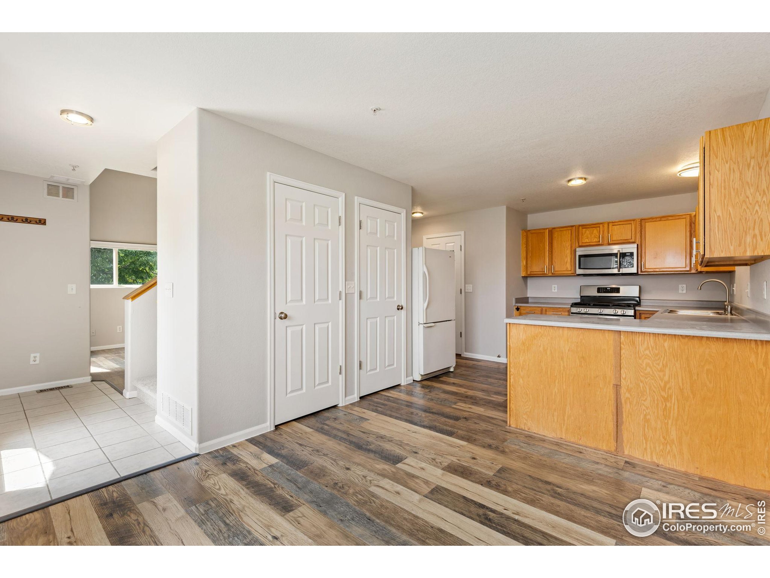 1601 Great Western Dr M8