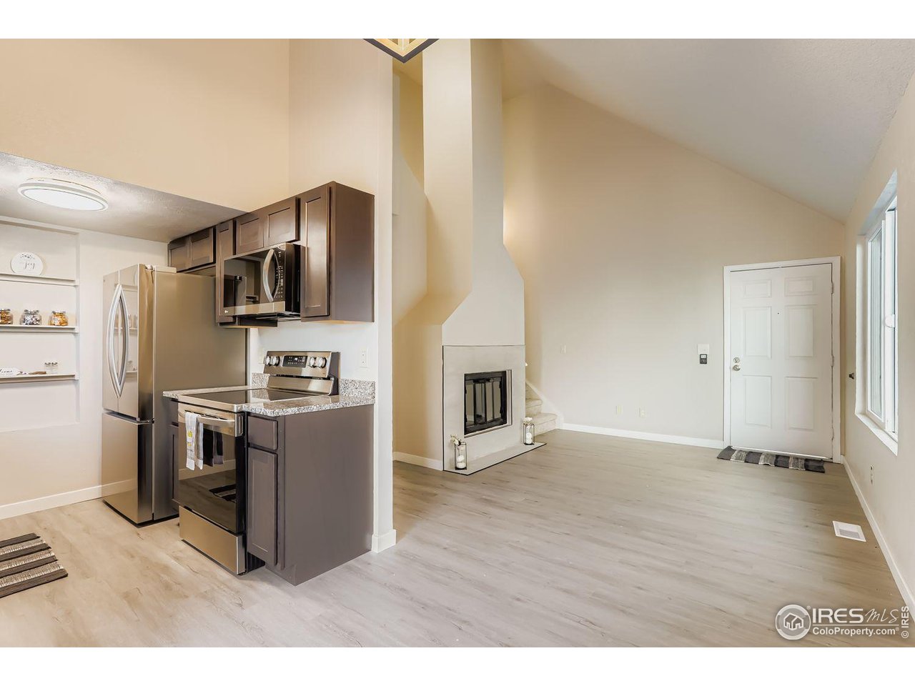 1061 Townley Cir