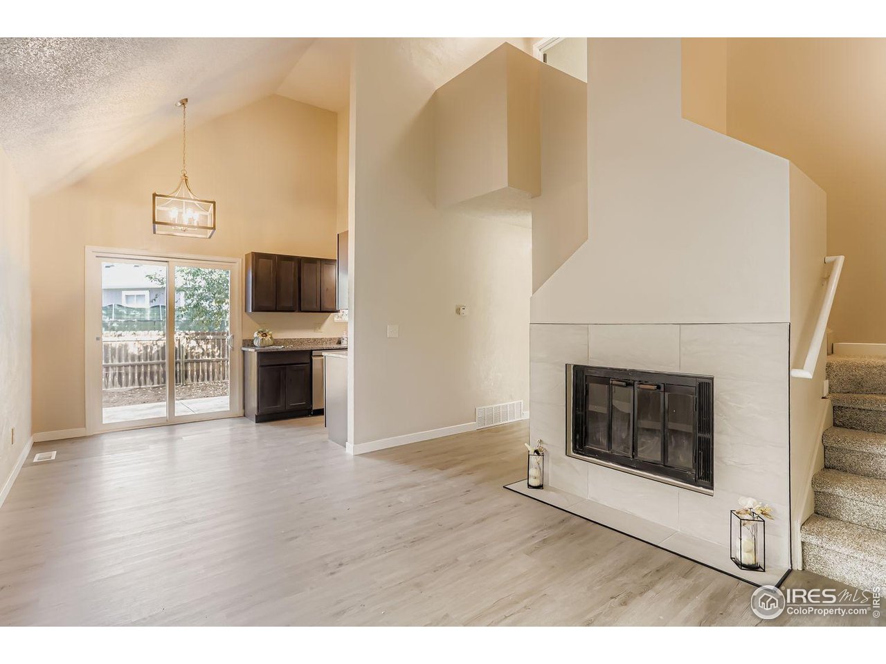 1061 Townley Cir