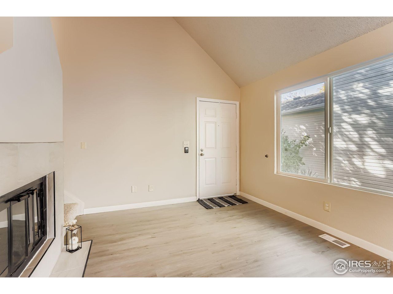 1061 Townley Cir