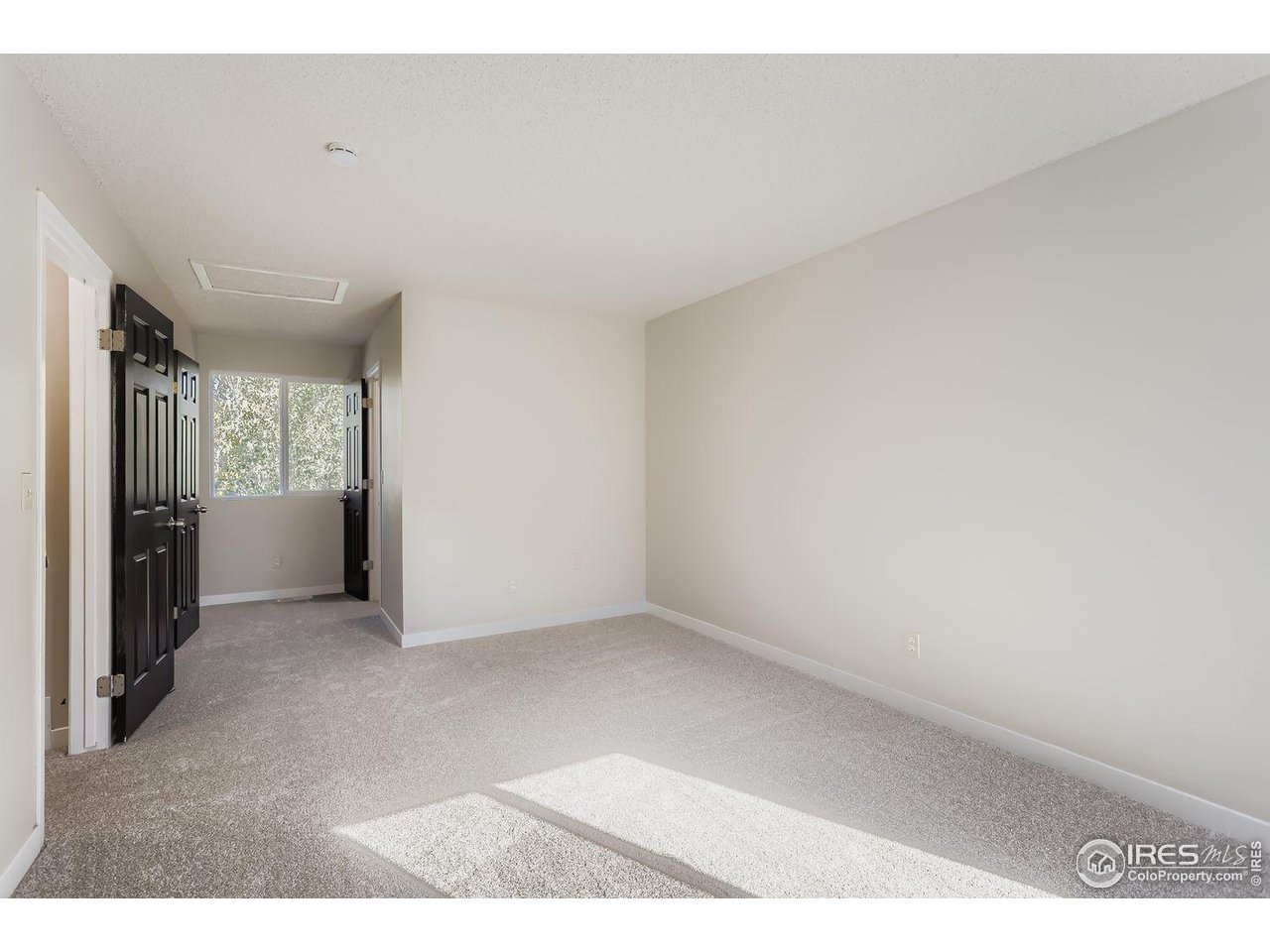 1061 Townley Cir