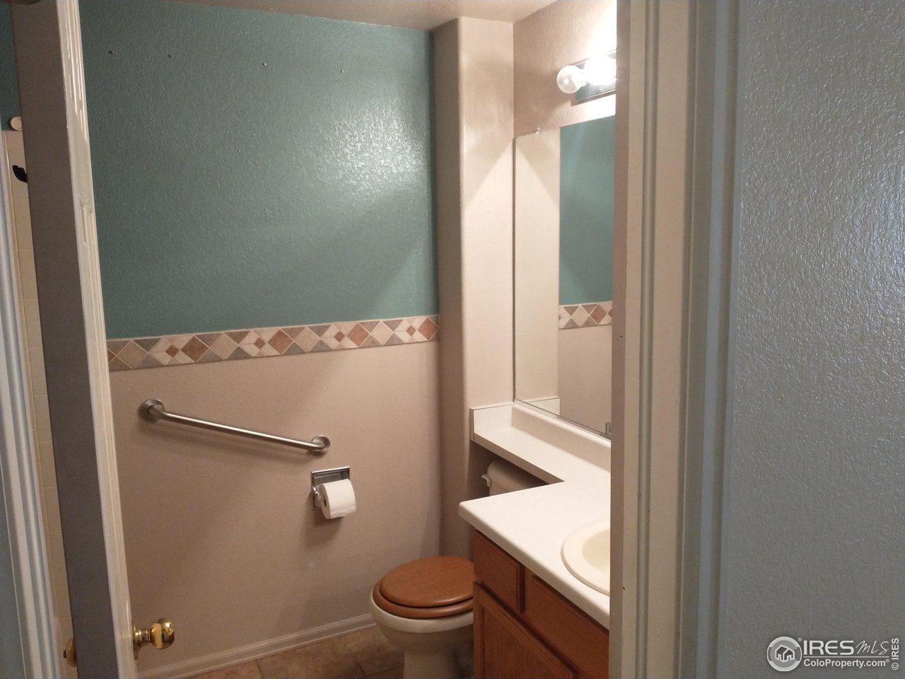 1516 Willowbrook Dr