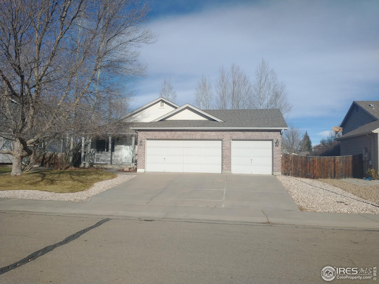 1516 Willowbrook Dr