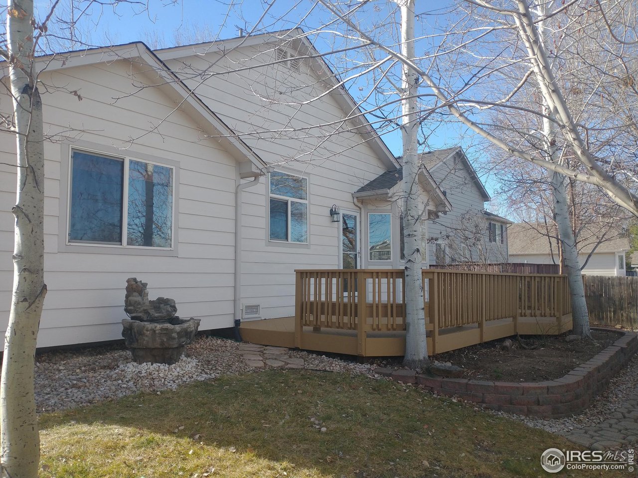 1516 Willowbrook Dr