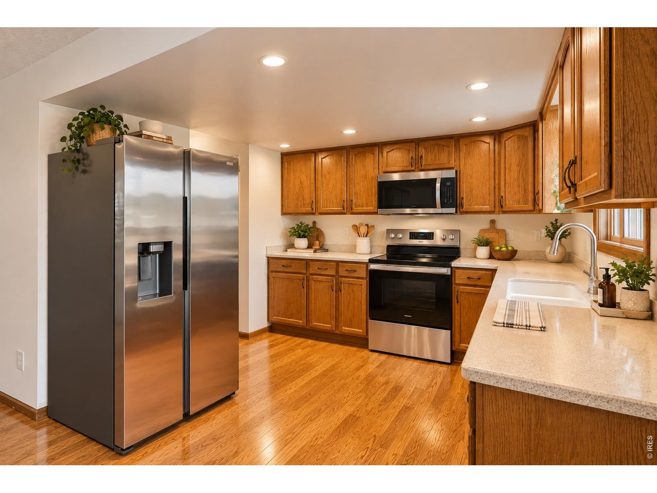 1241 Baker St