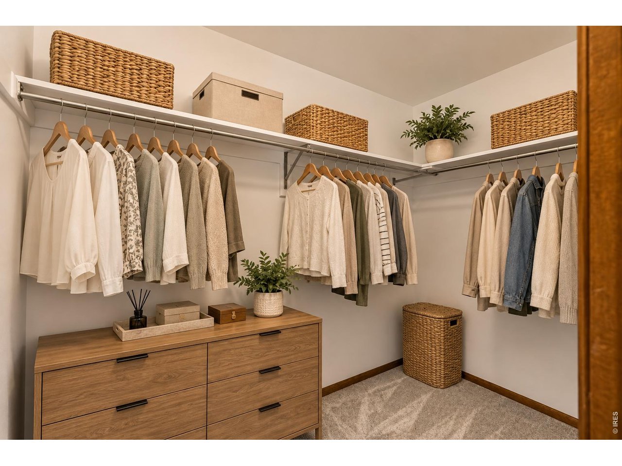 1241 Baker St