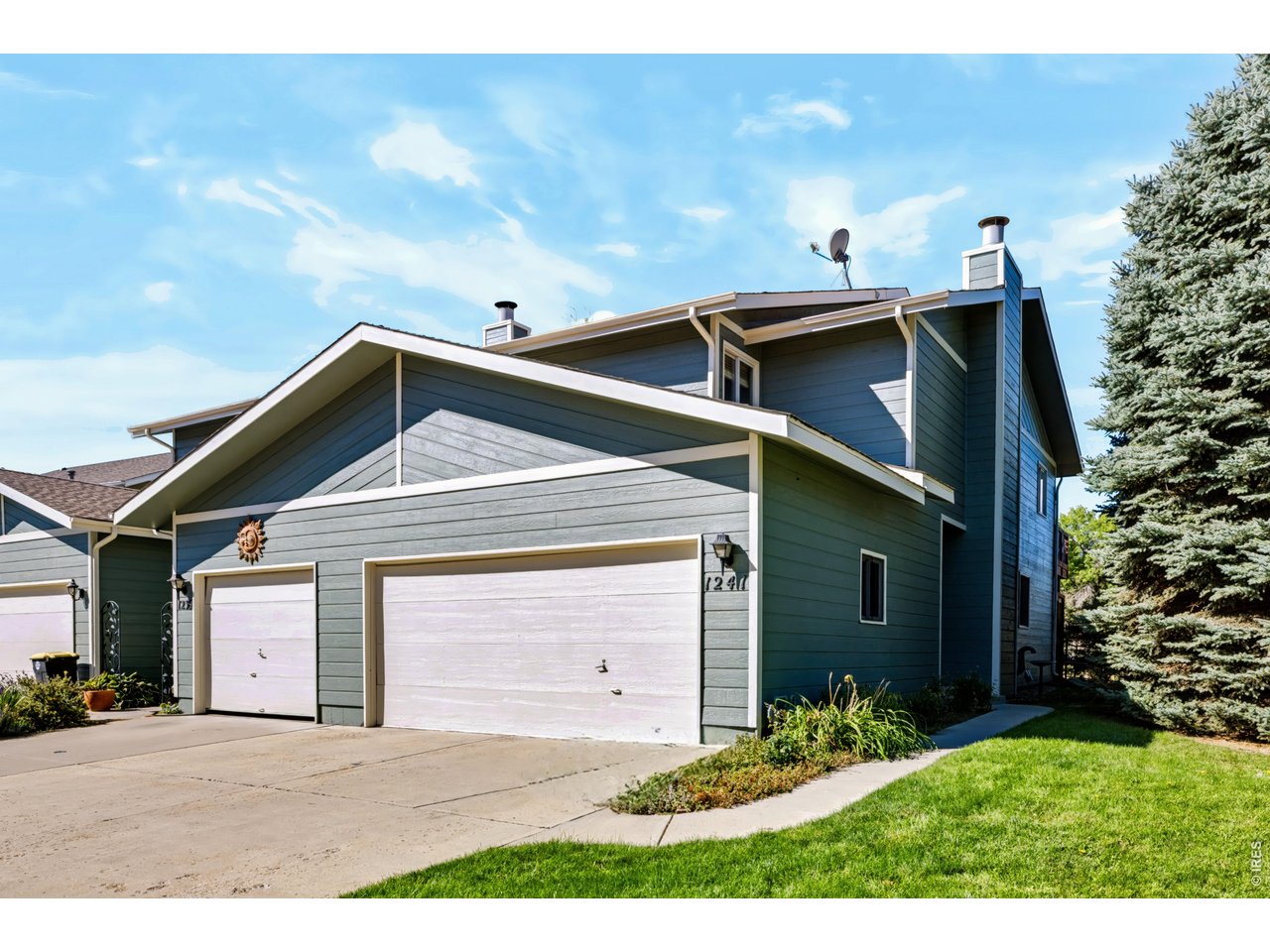 1241 Baker St