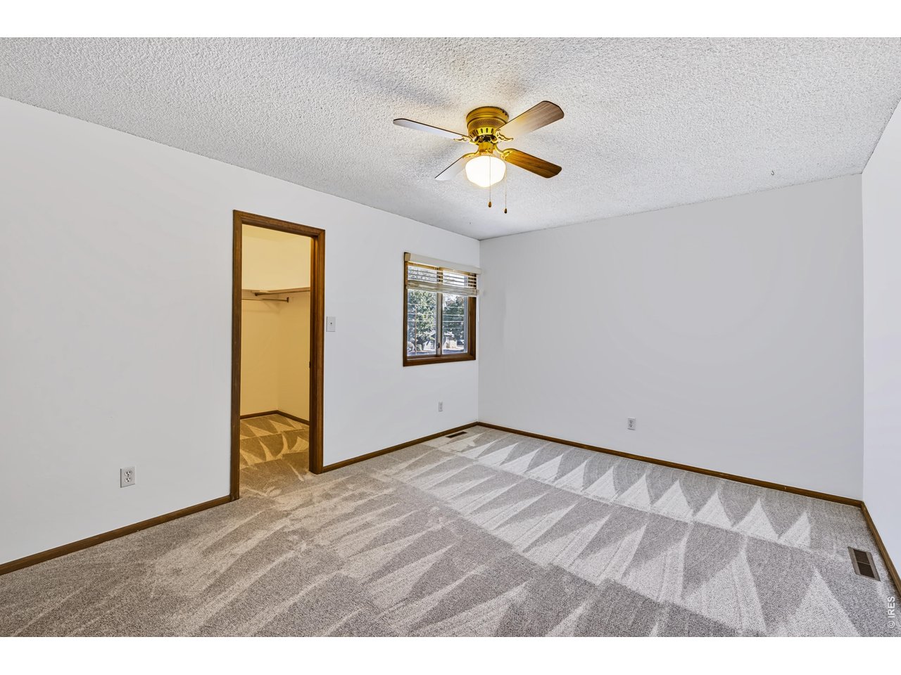 1241 Baker St