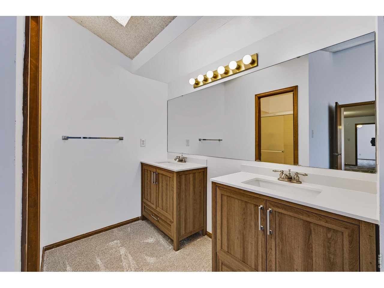 1241 Baker St