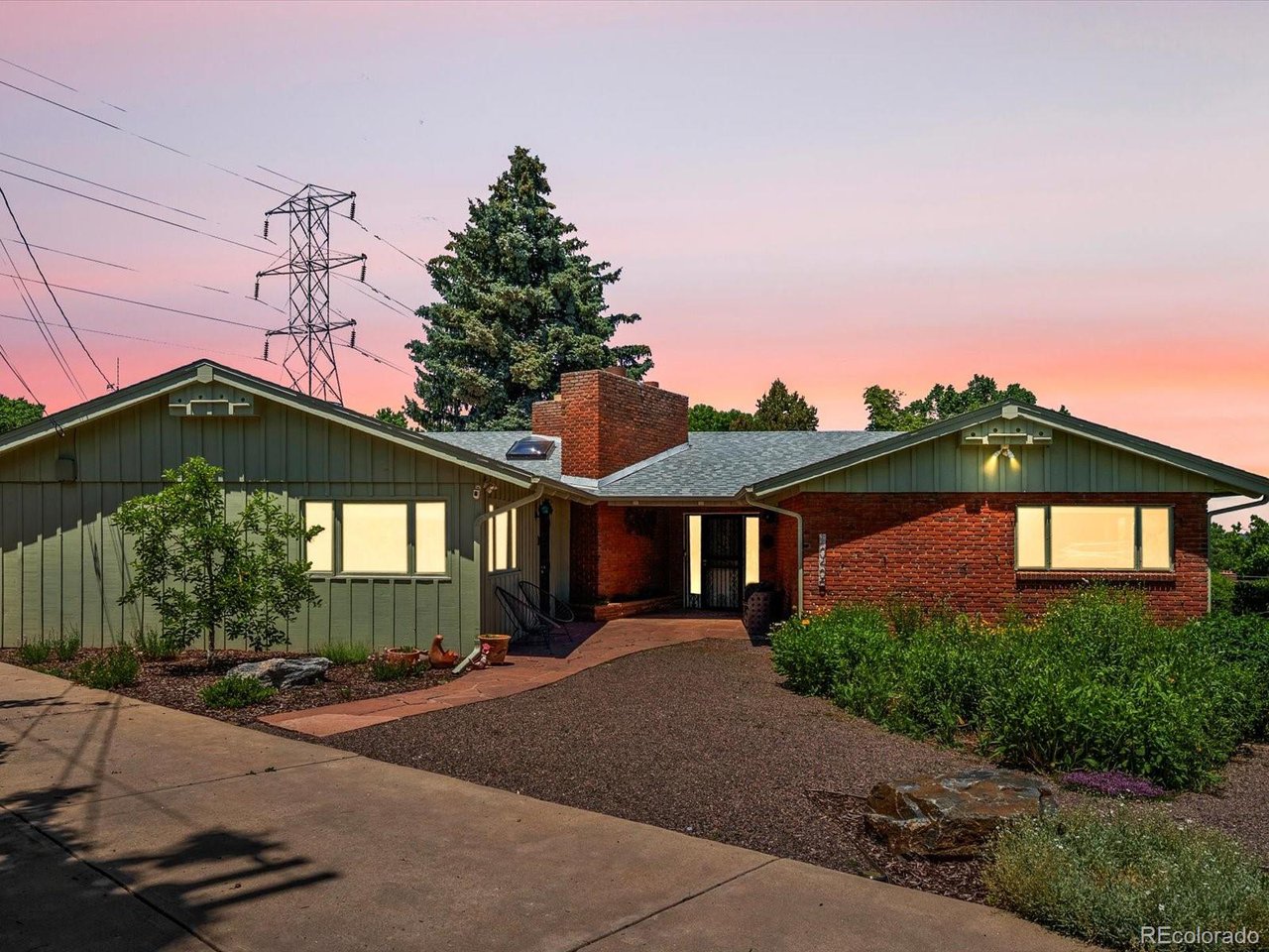 10400 W 35th Pl