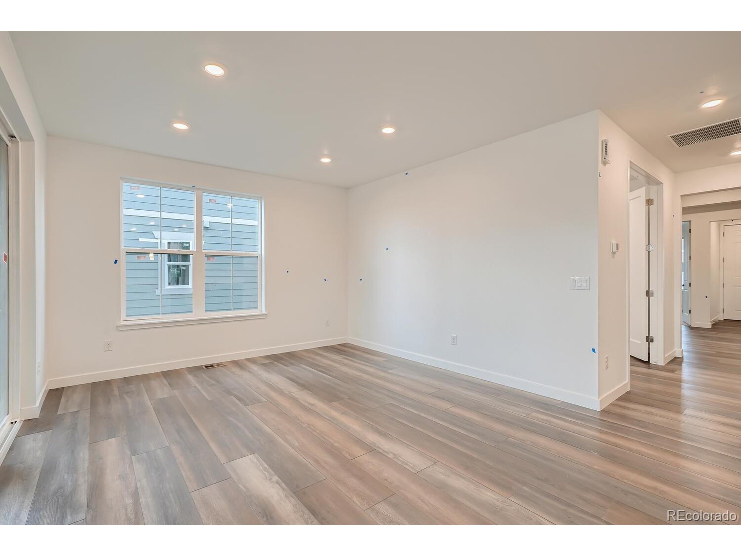 711 Meadowlark Dr