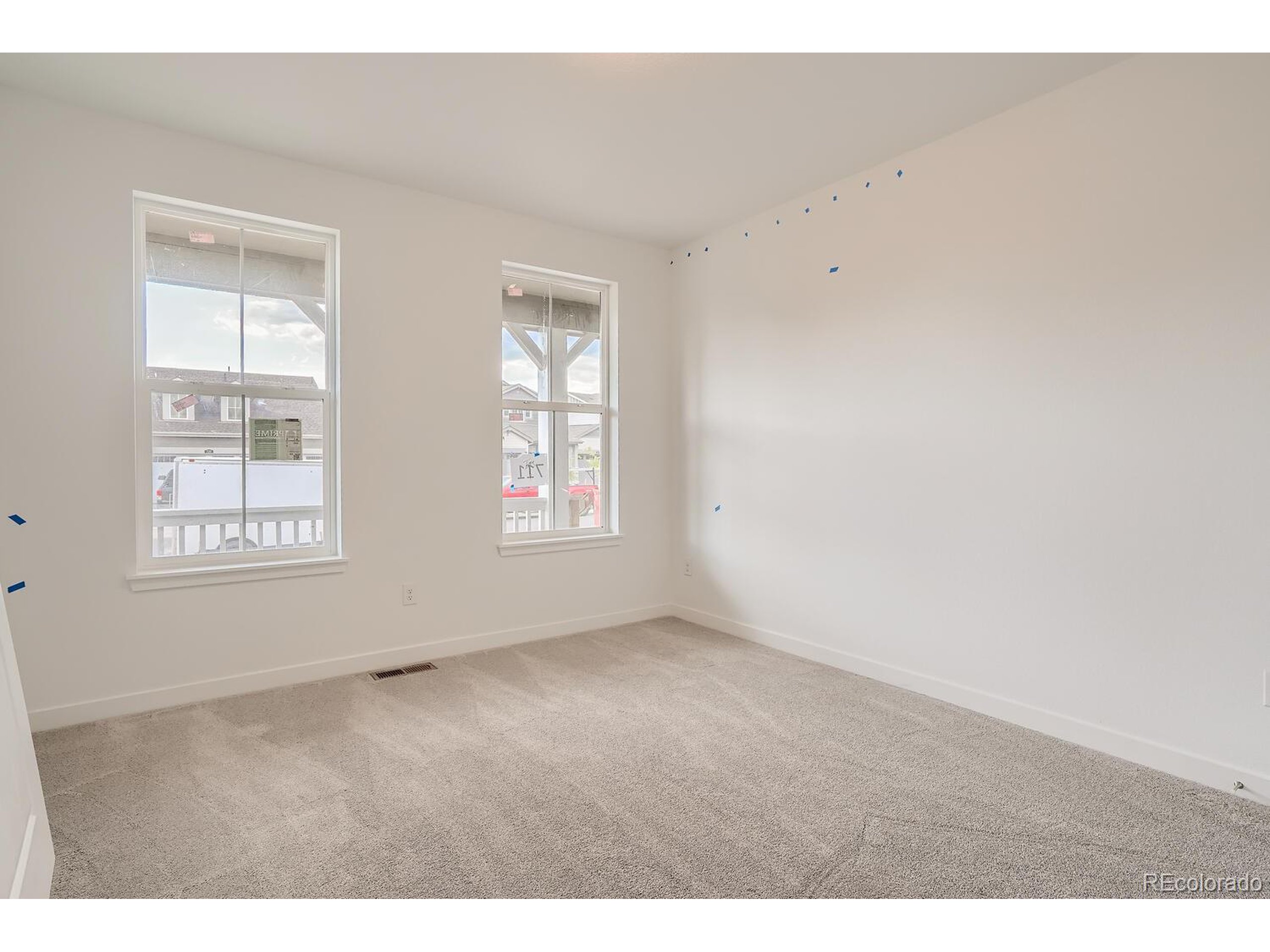 711 Meadowlark Dr