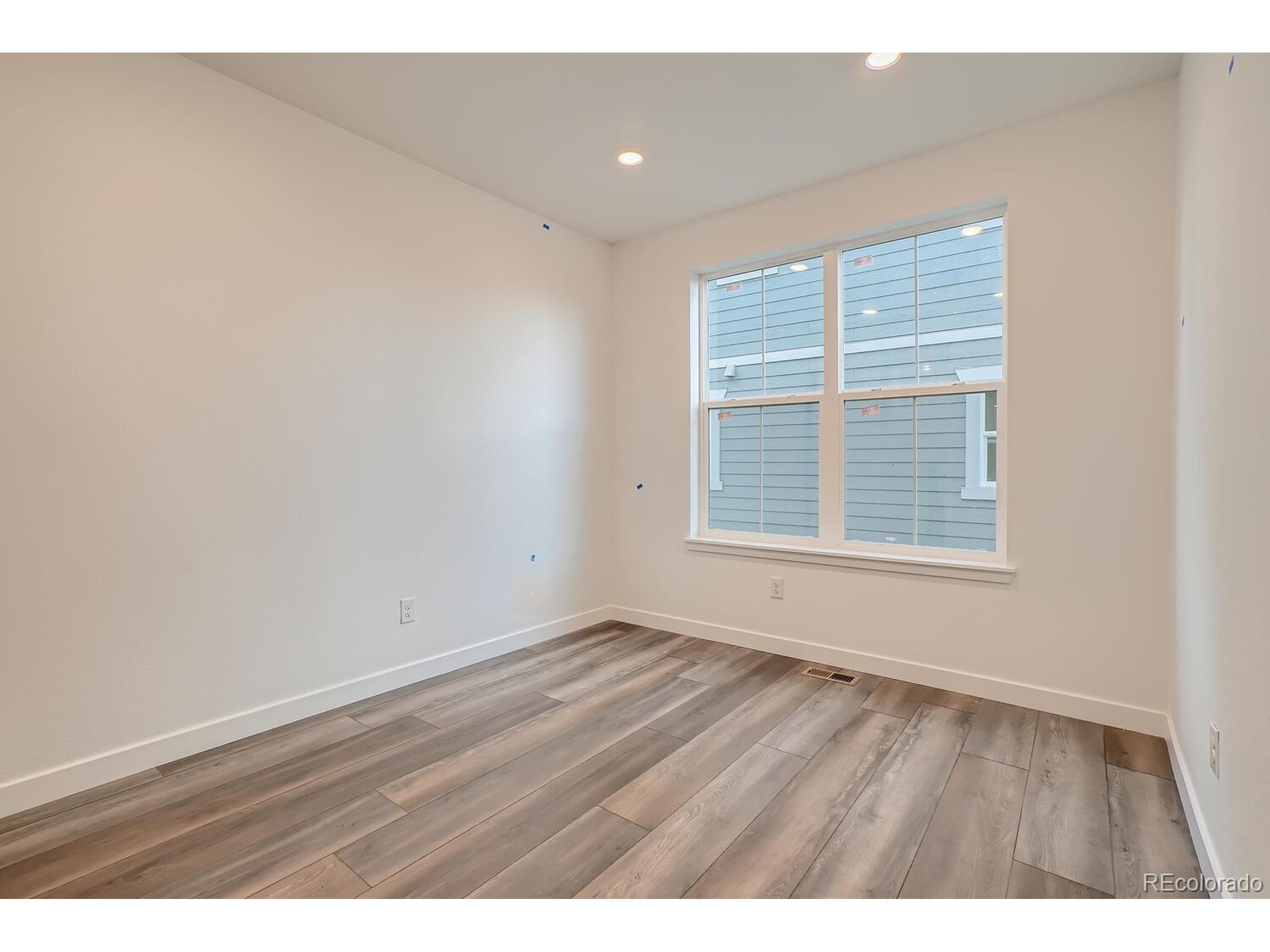 711 Meadowlark Dr