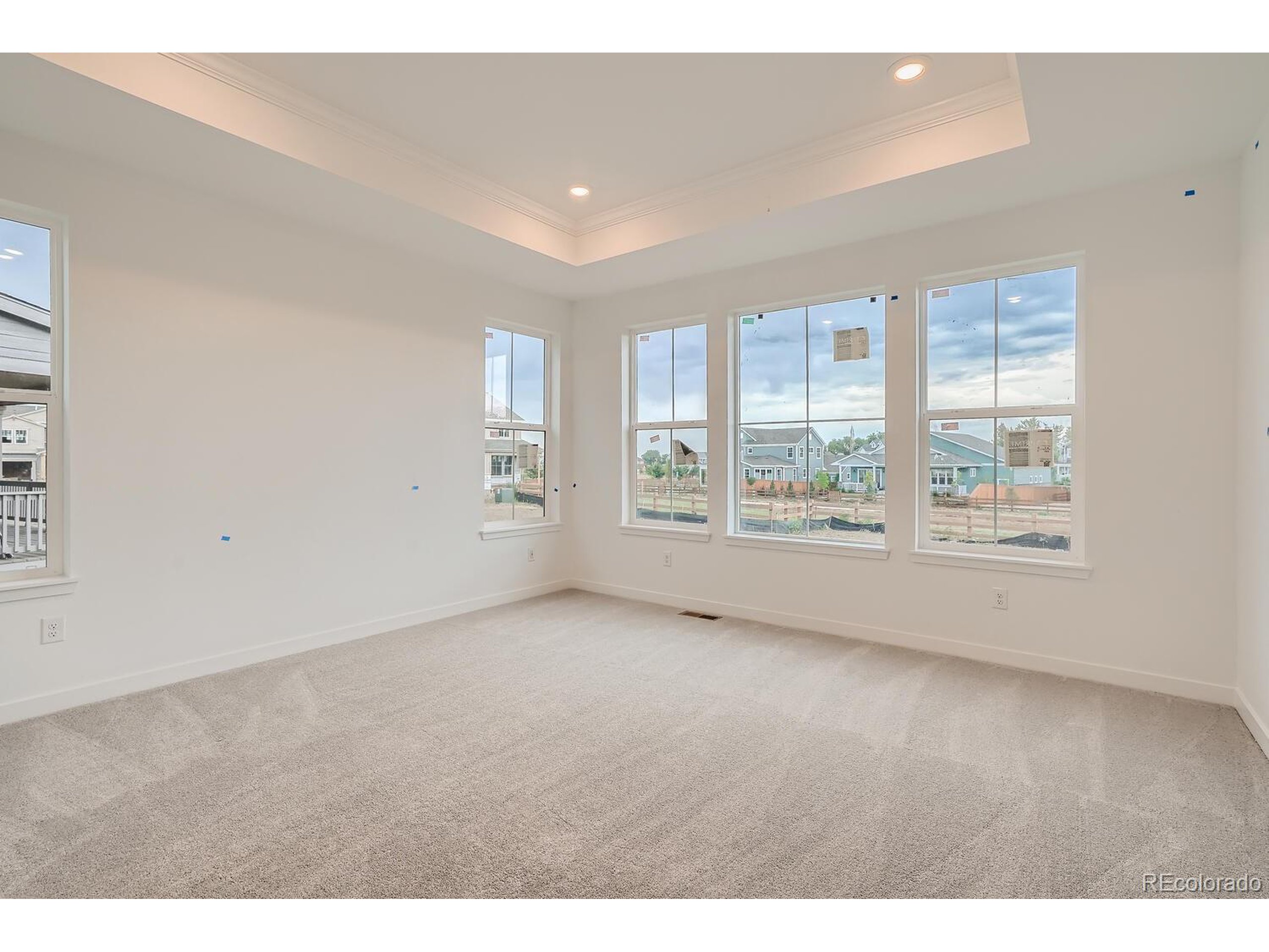 711 Meadowlark Dr