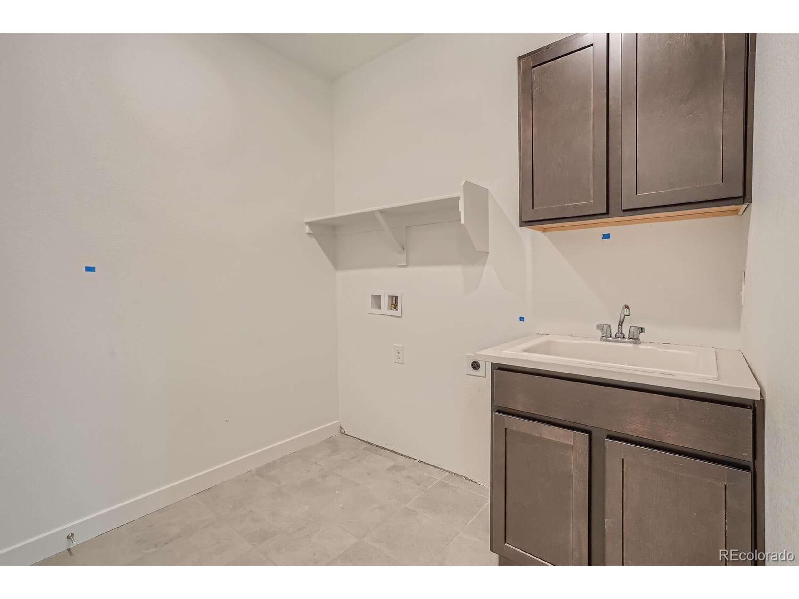 711 Meadowlark Dr