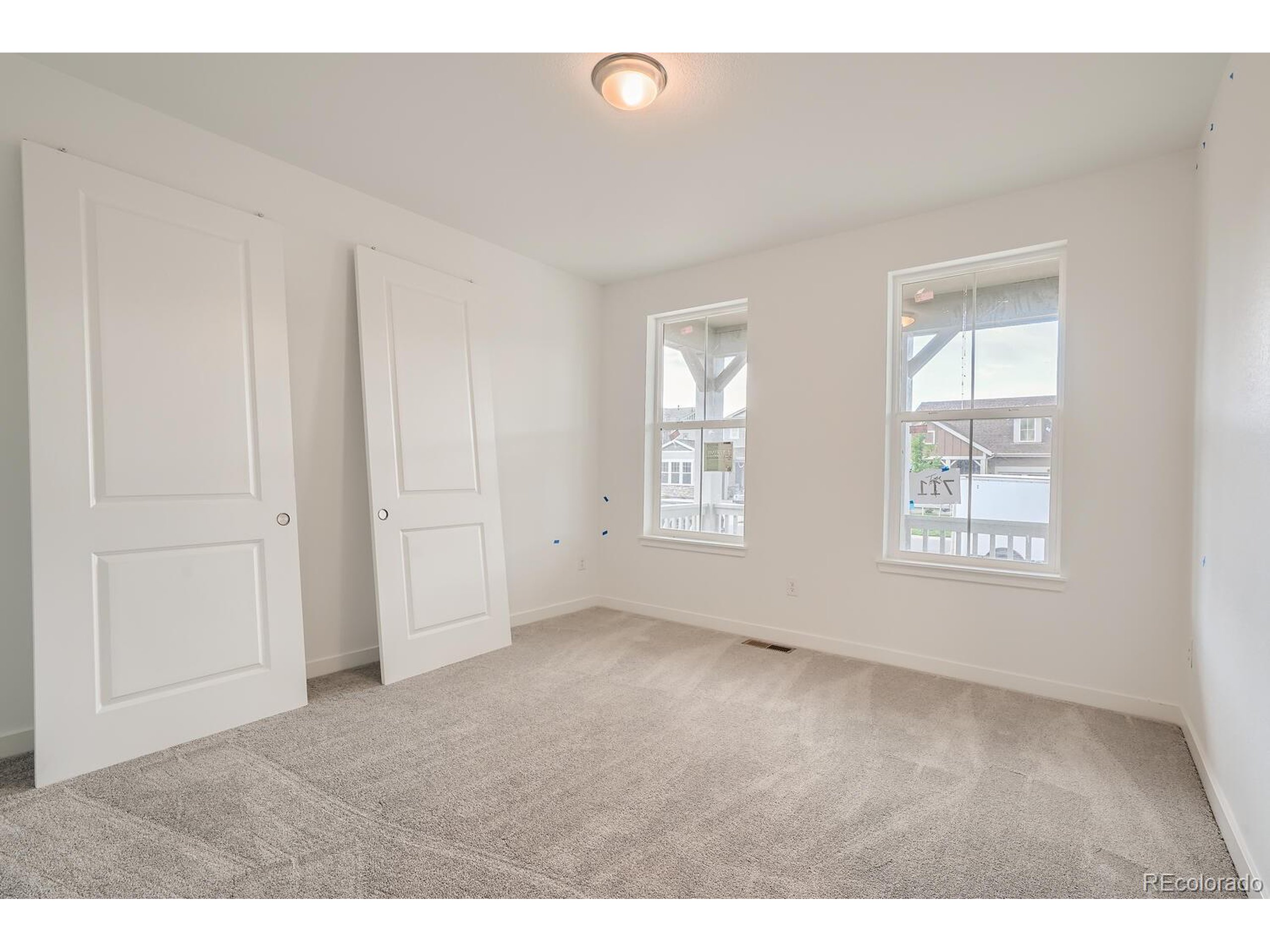 711 Meadowlark Dr