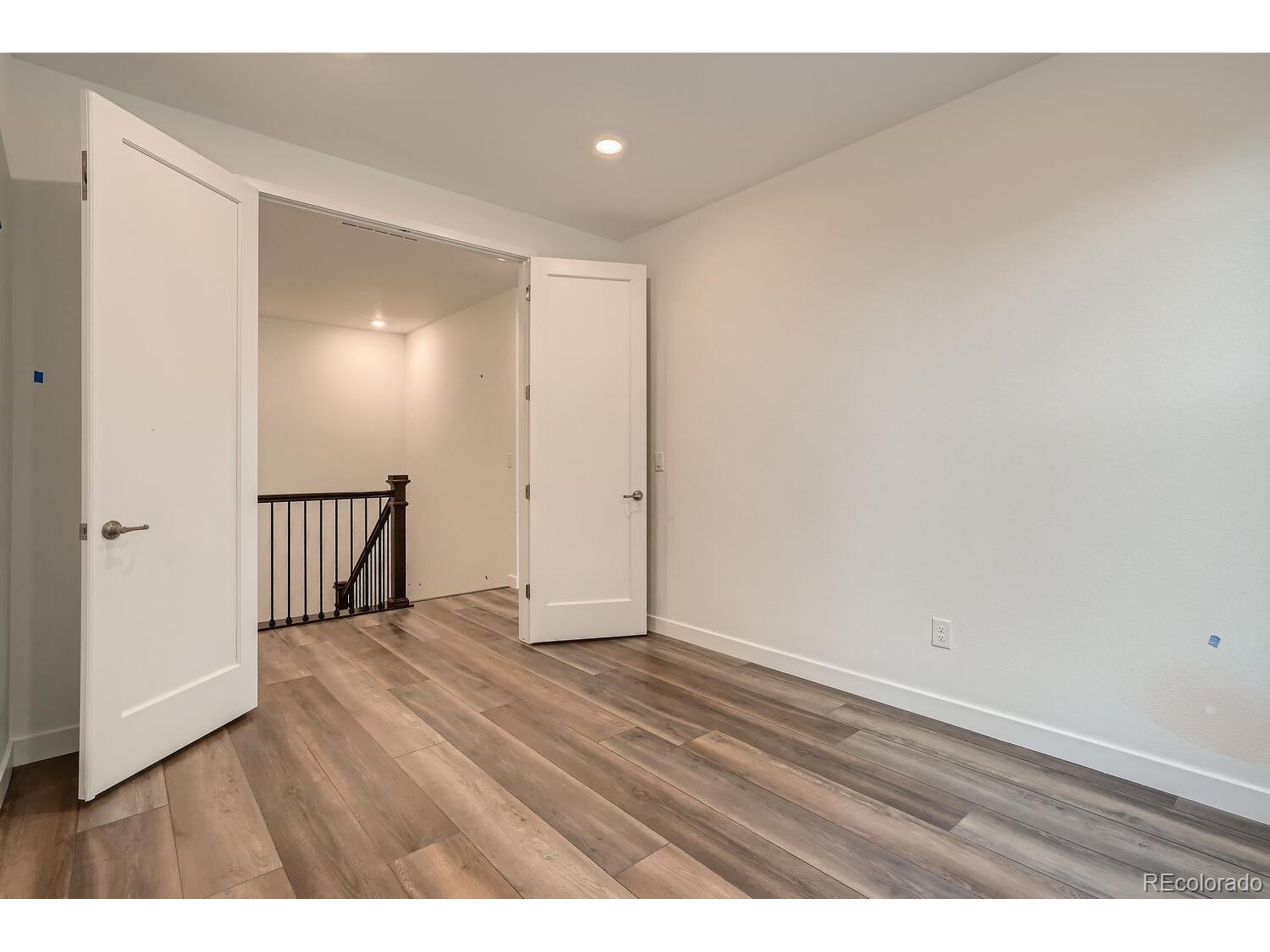 711 Meadowlark Dr