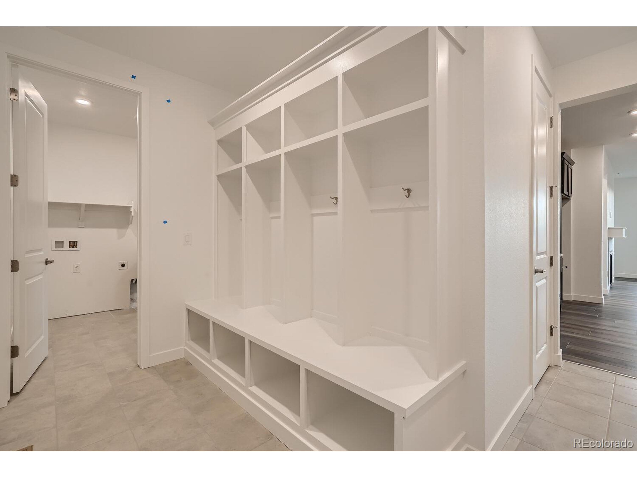 711 Meadowlark Dr