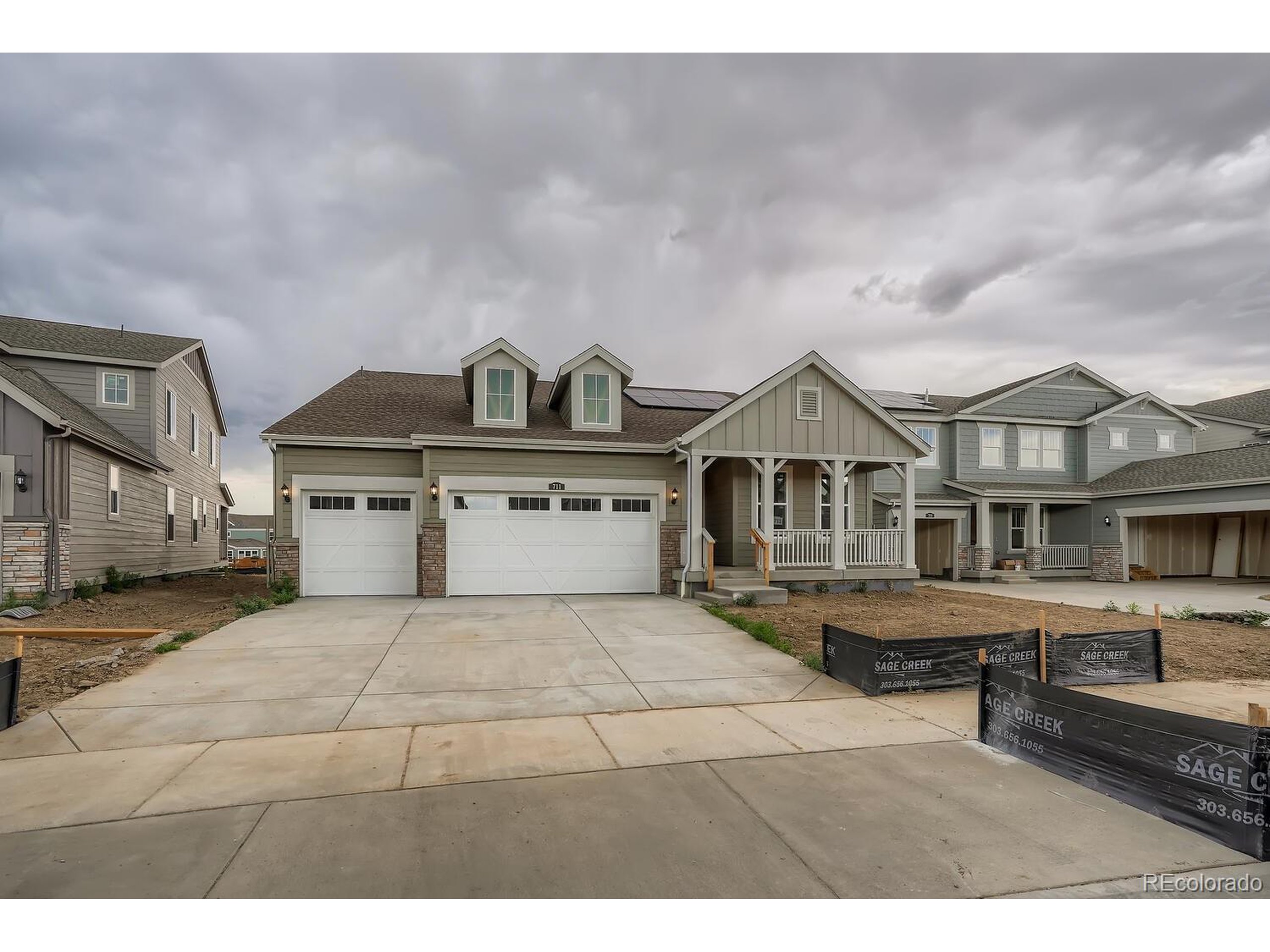 711 Meadowlark Dr