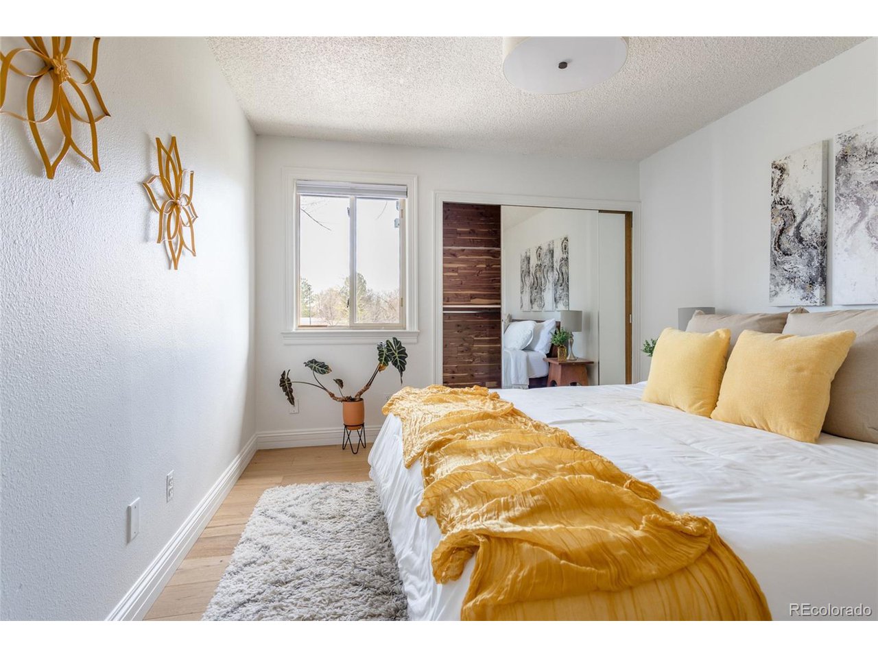 13020 Julian Ct