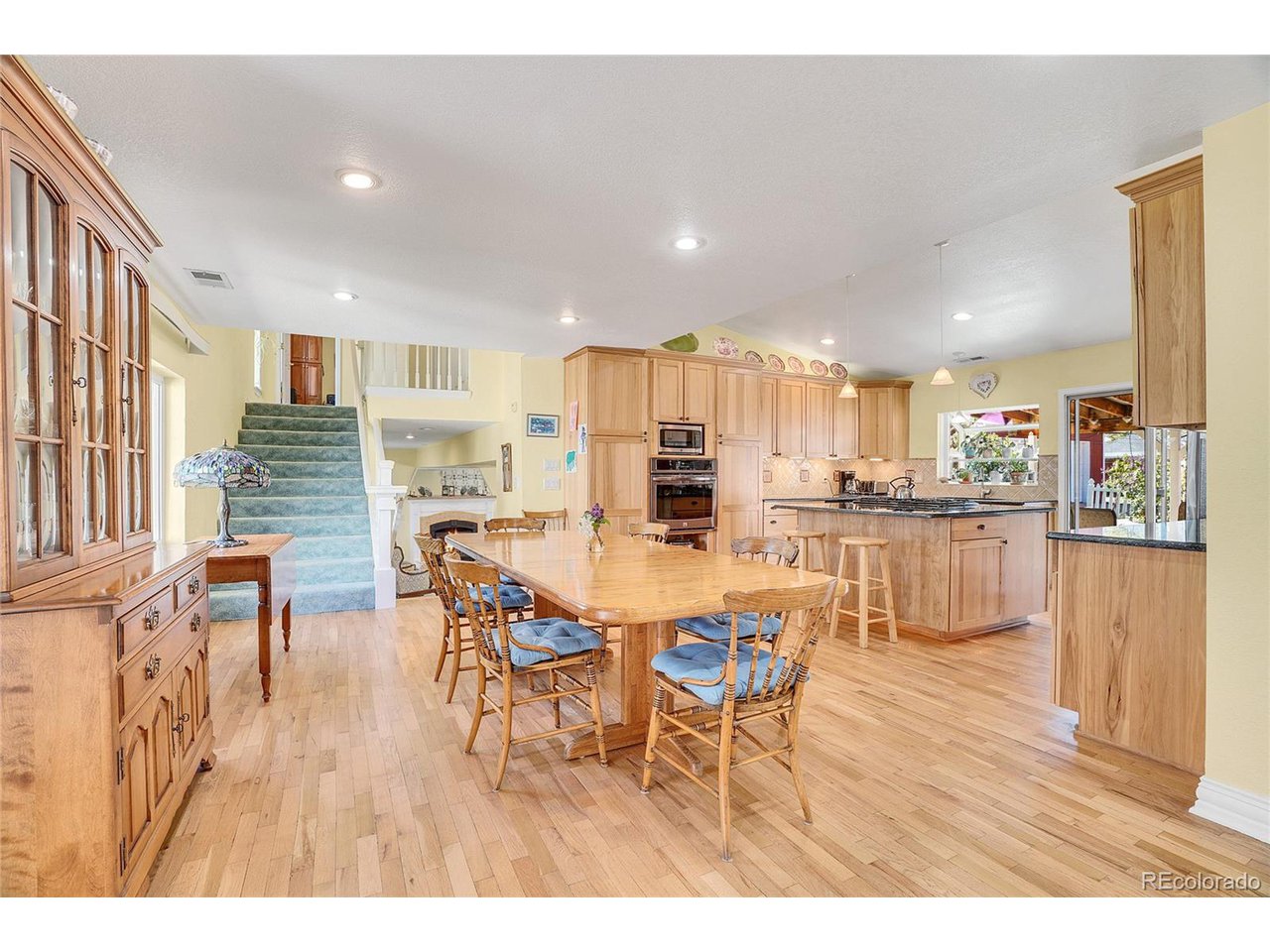 422 2nd St
