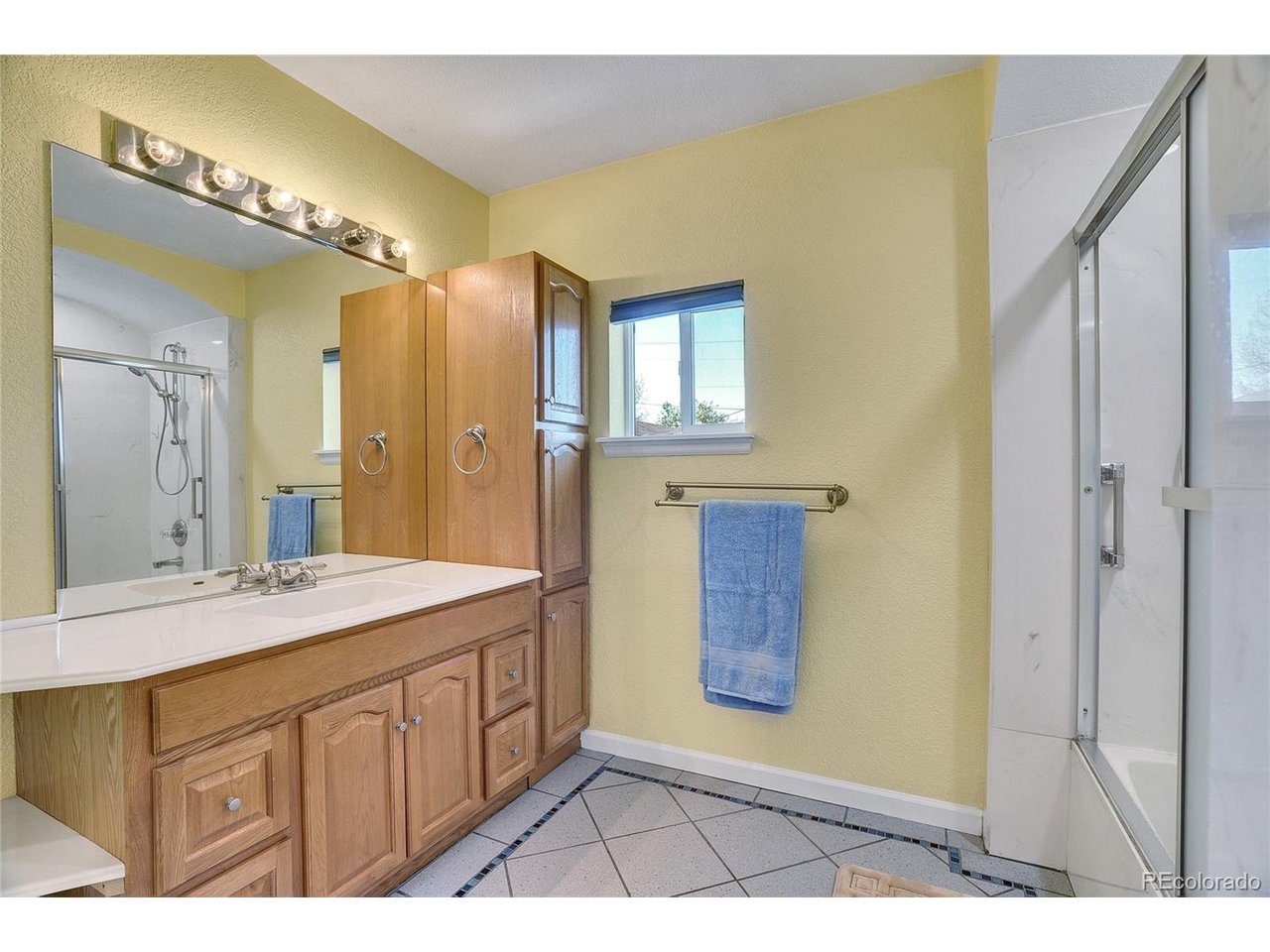 422 2nd St