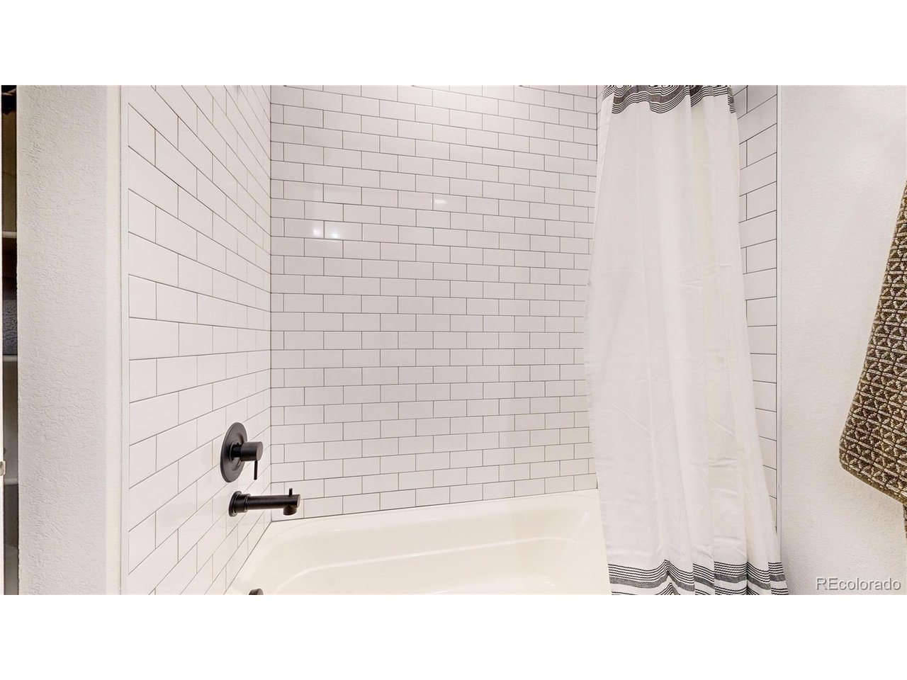 16360 Graham Peak Way