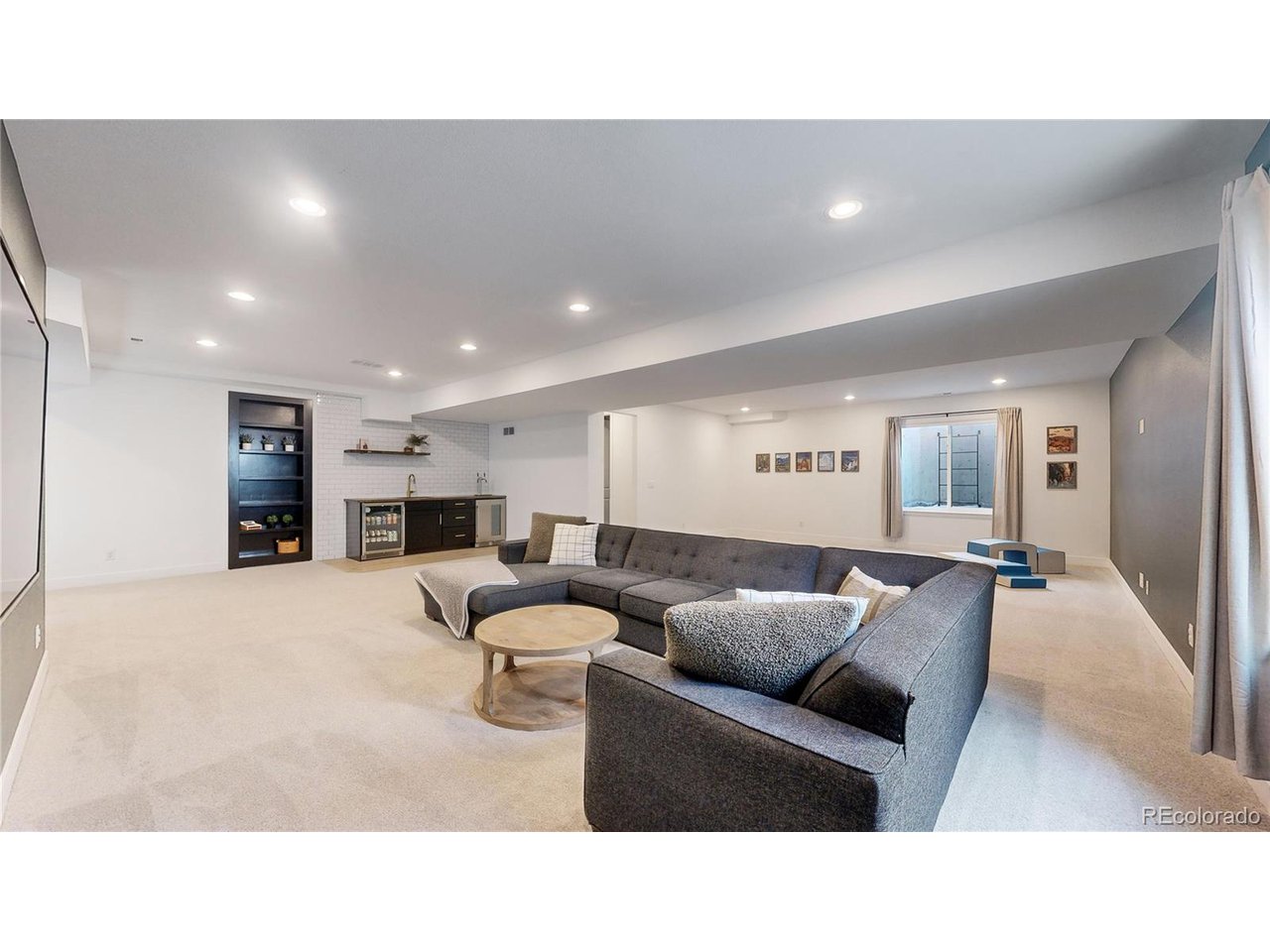 16360 Graham Peak Way