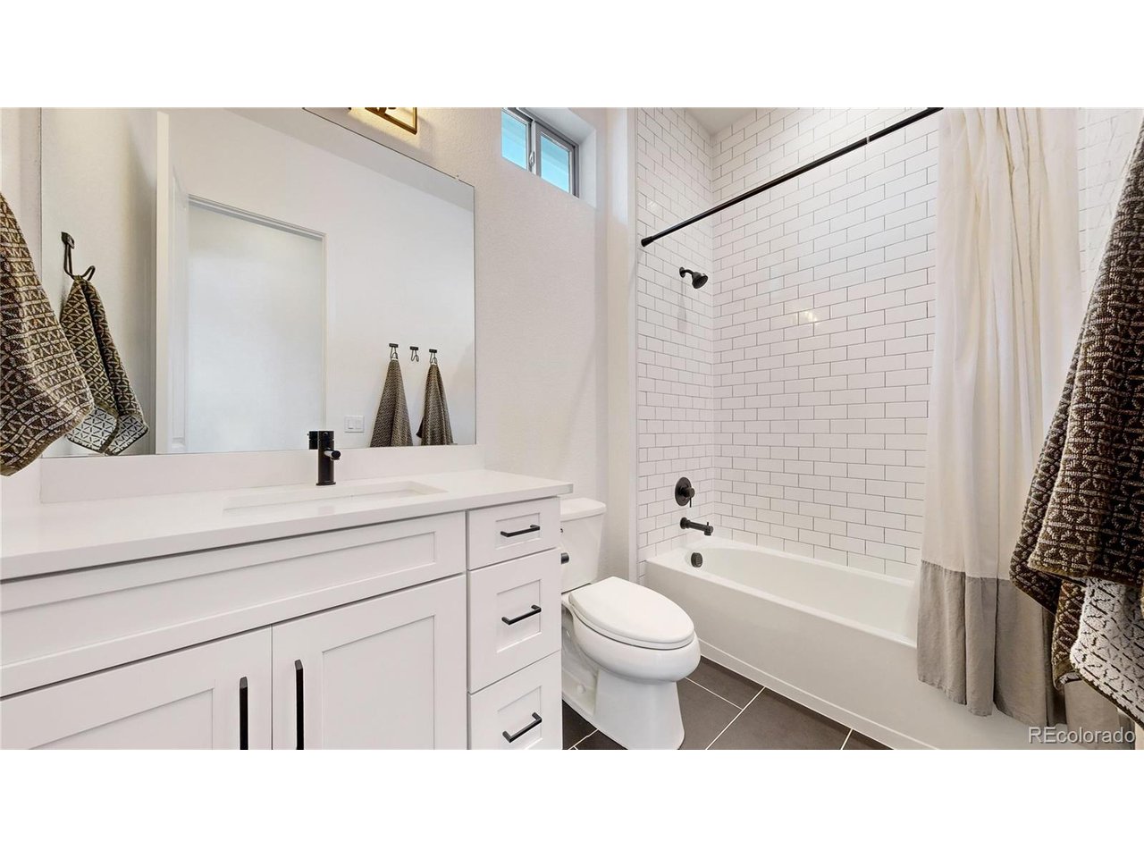 16360 Graham Peak Way