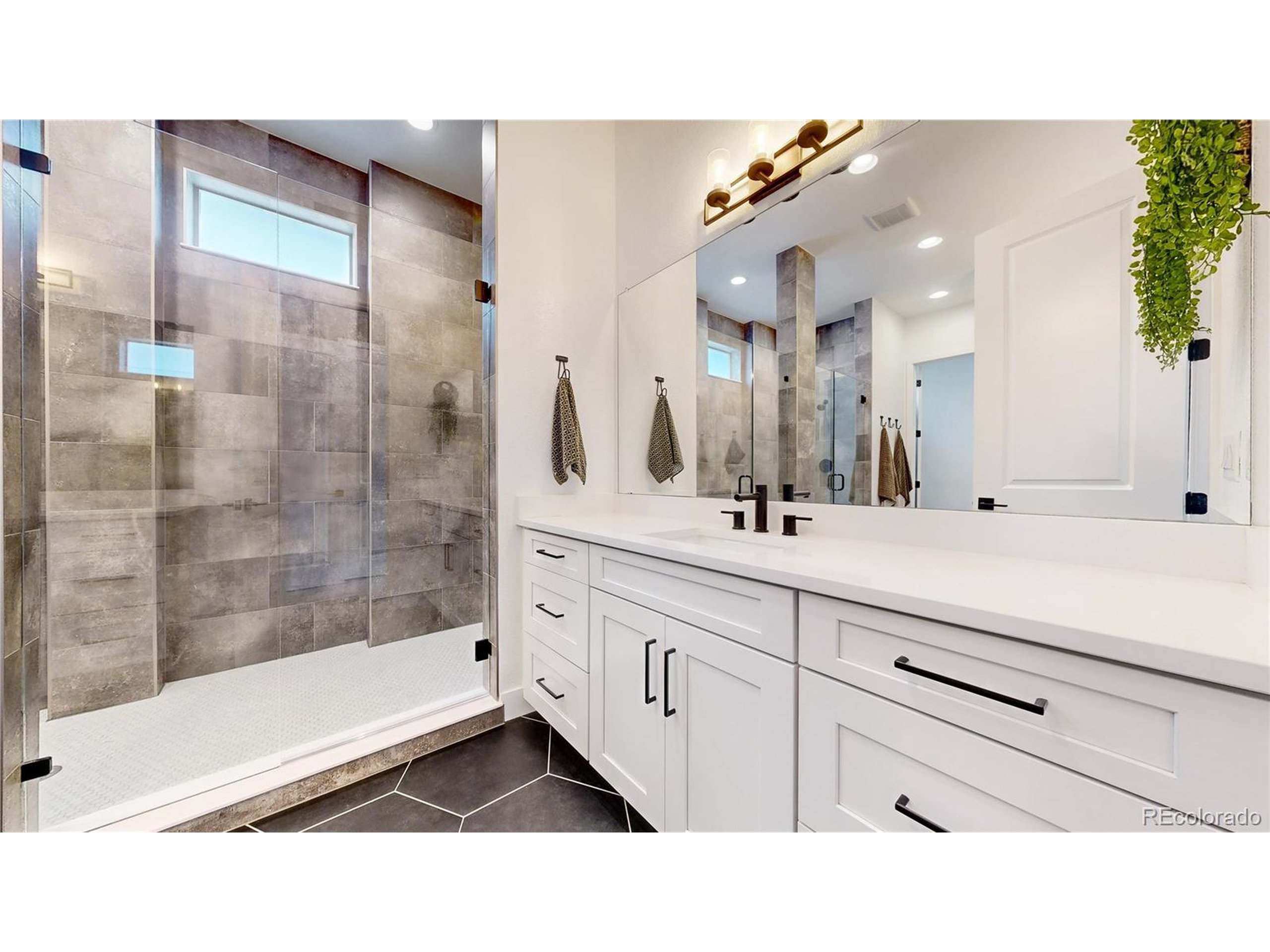 16360 Graham Peak Way