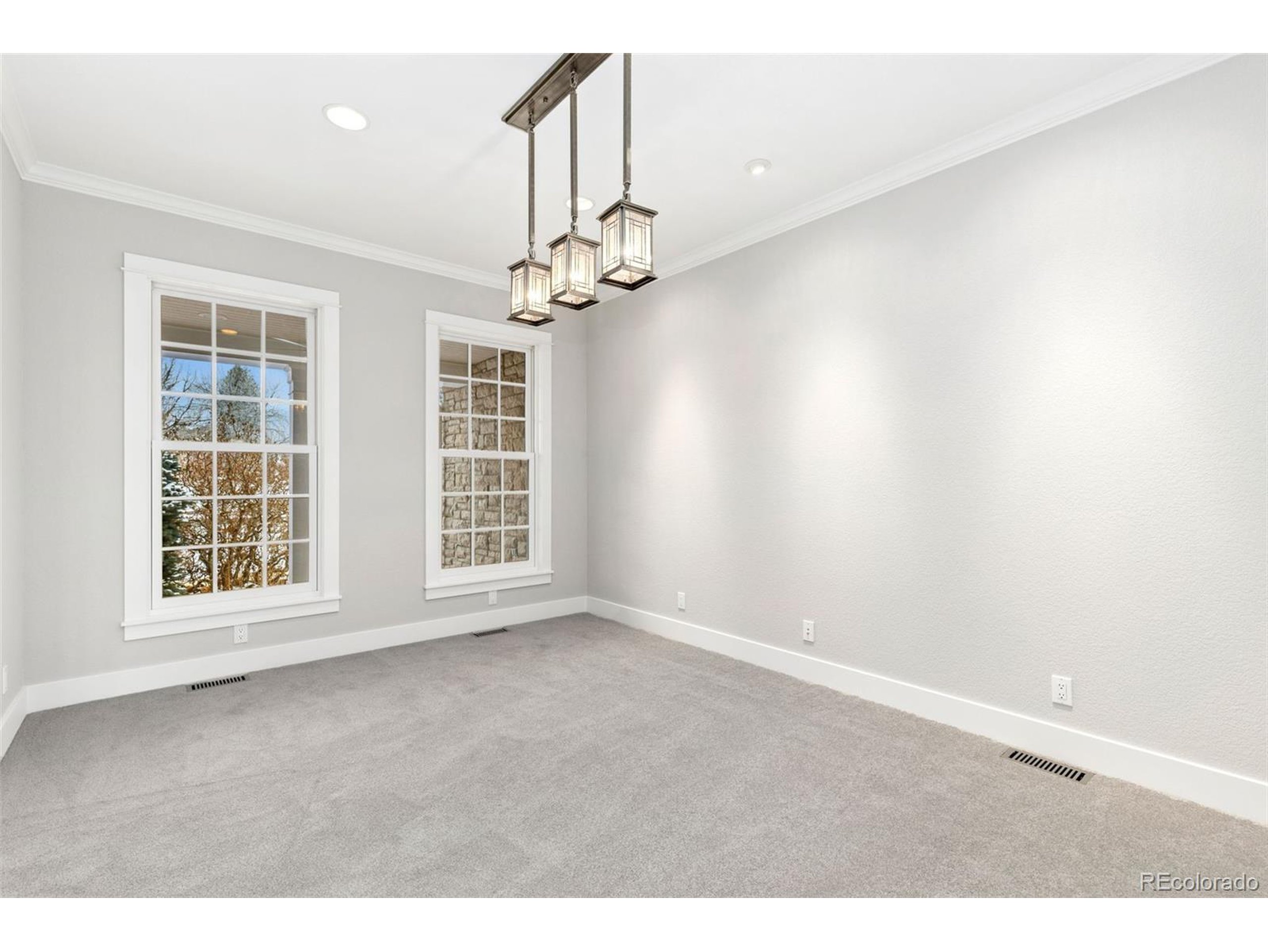 8916 Prairie Knoll Dr