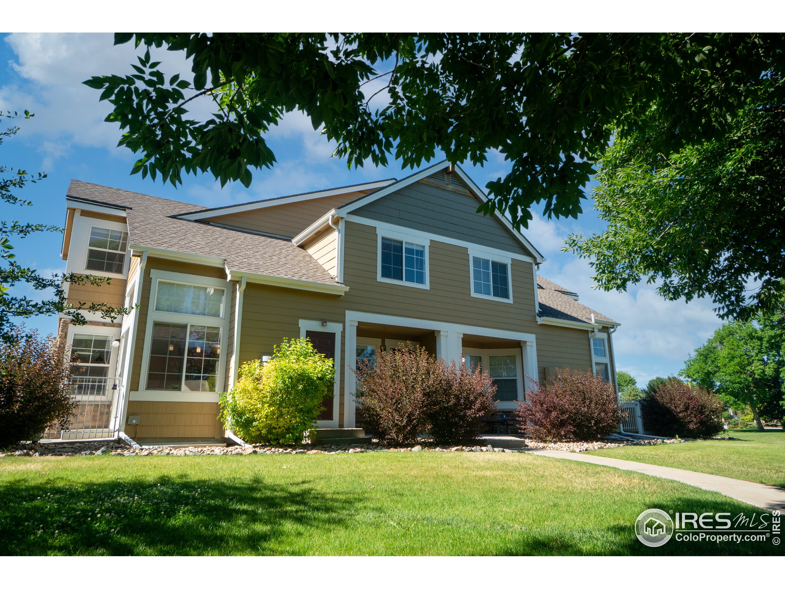 805 Summer Hawk Dr A4