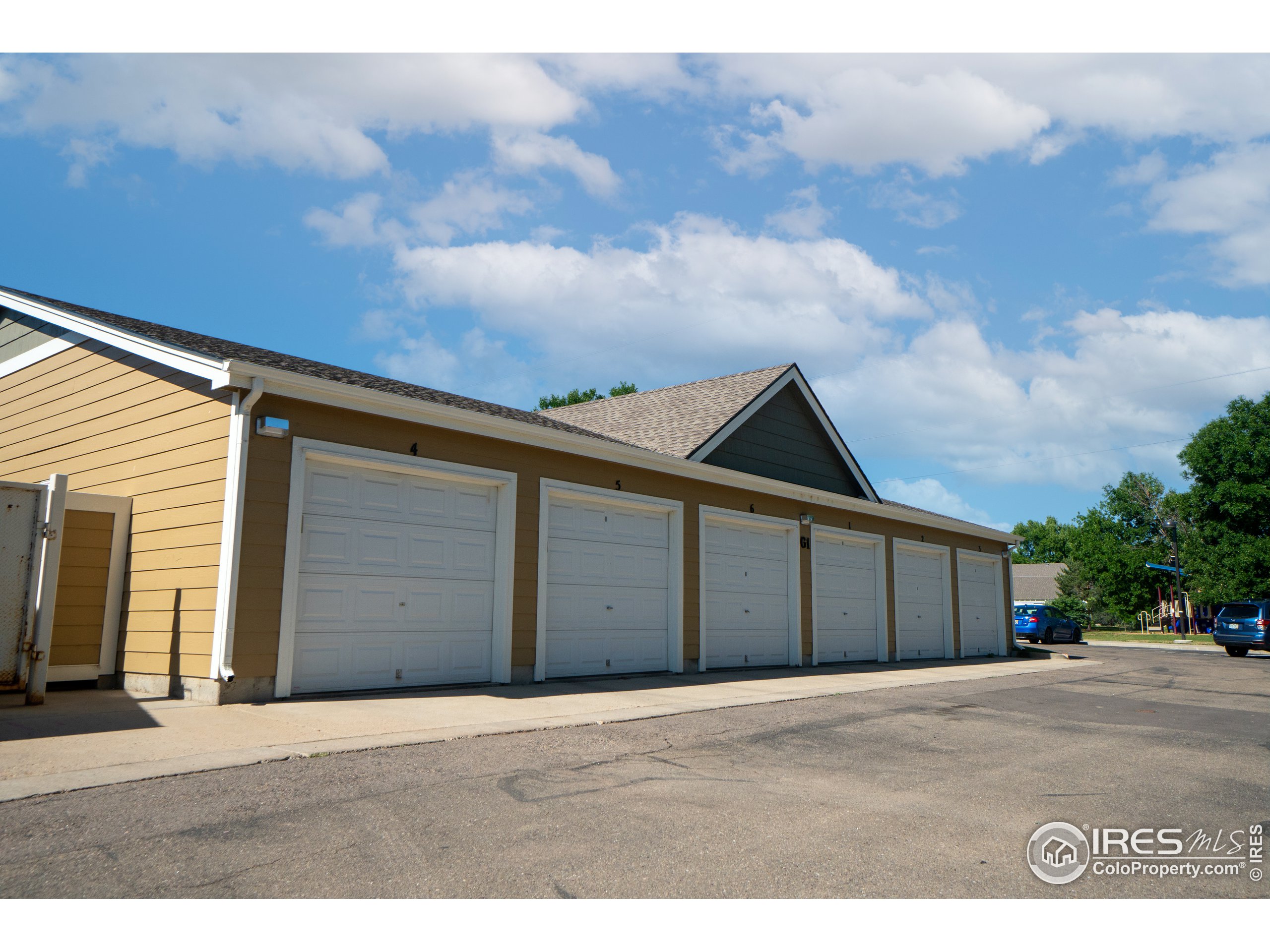 805 Summer Hawk Dr A4