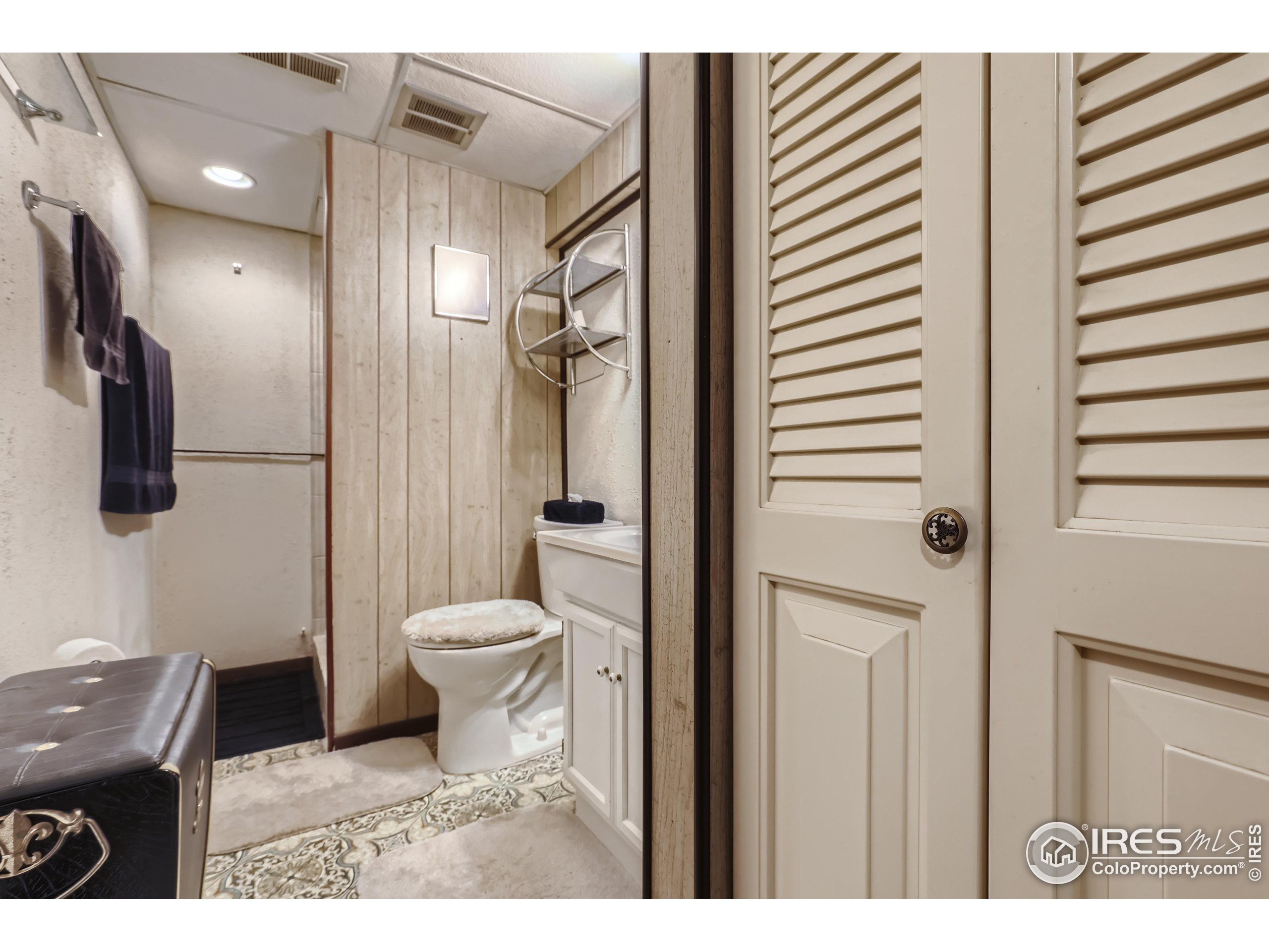 1445 Centaur Village Ct