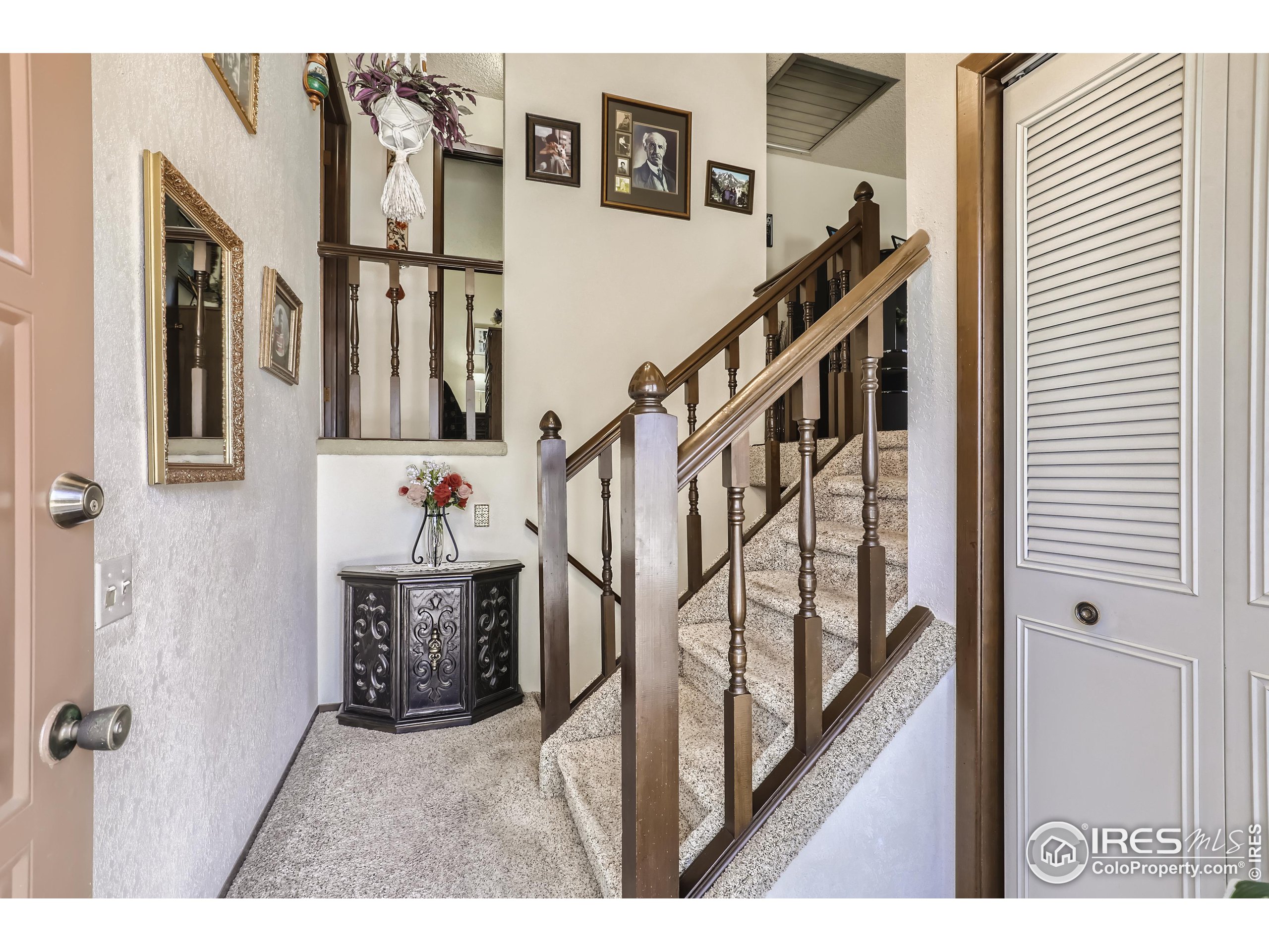 1445 Centaur Village Ct