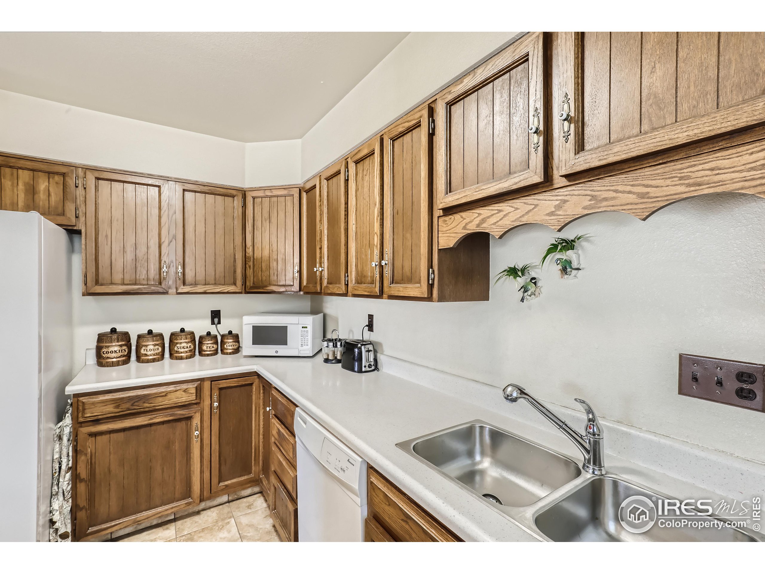 1445 Centaur Village Ct