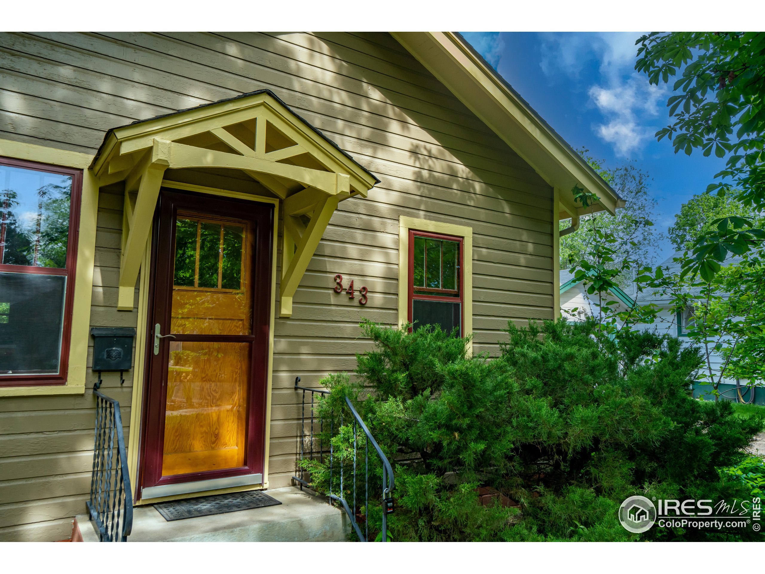 343 Sherman St