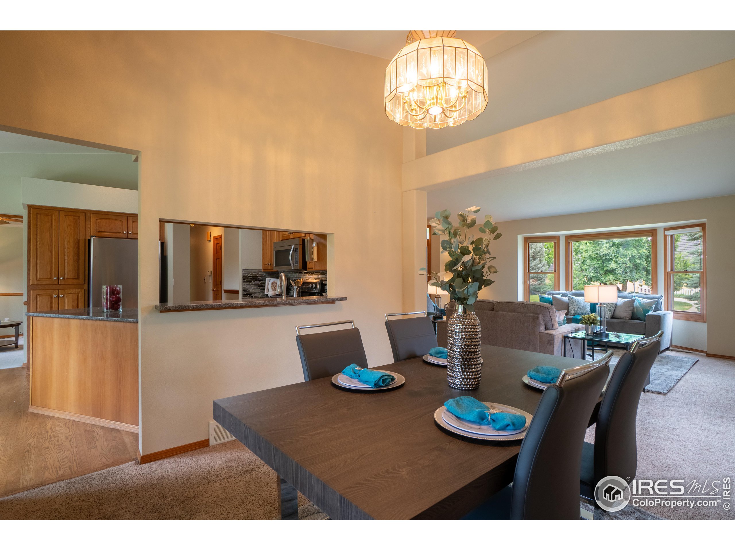 8031 Fox Hill Dr