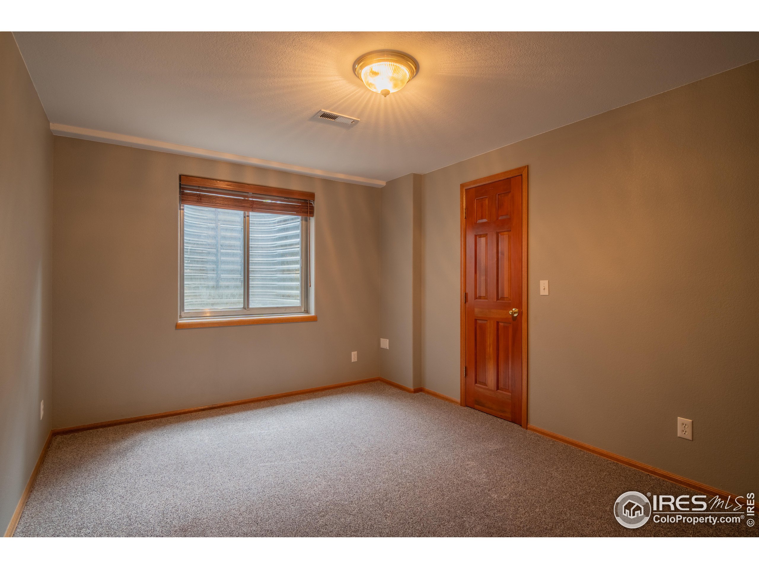8031 Fox Hill Dr