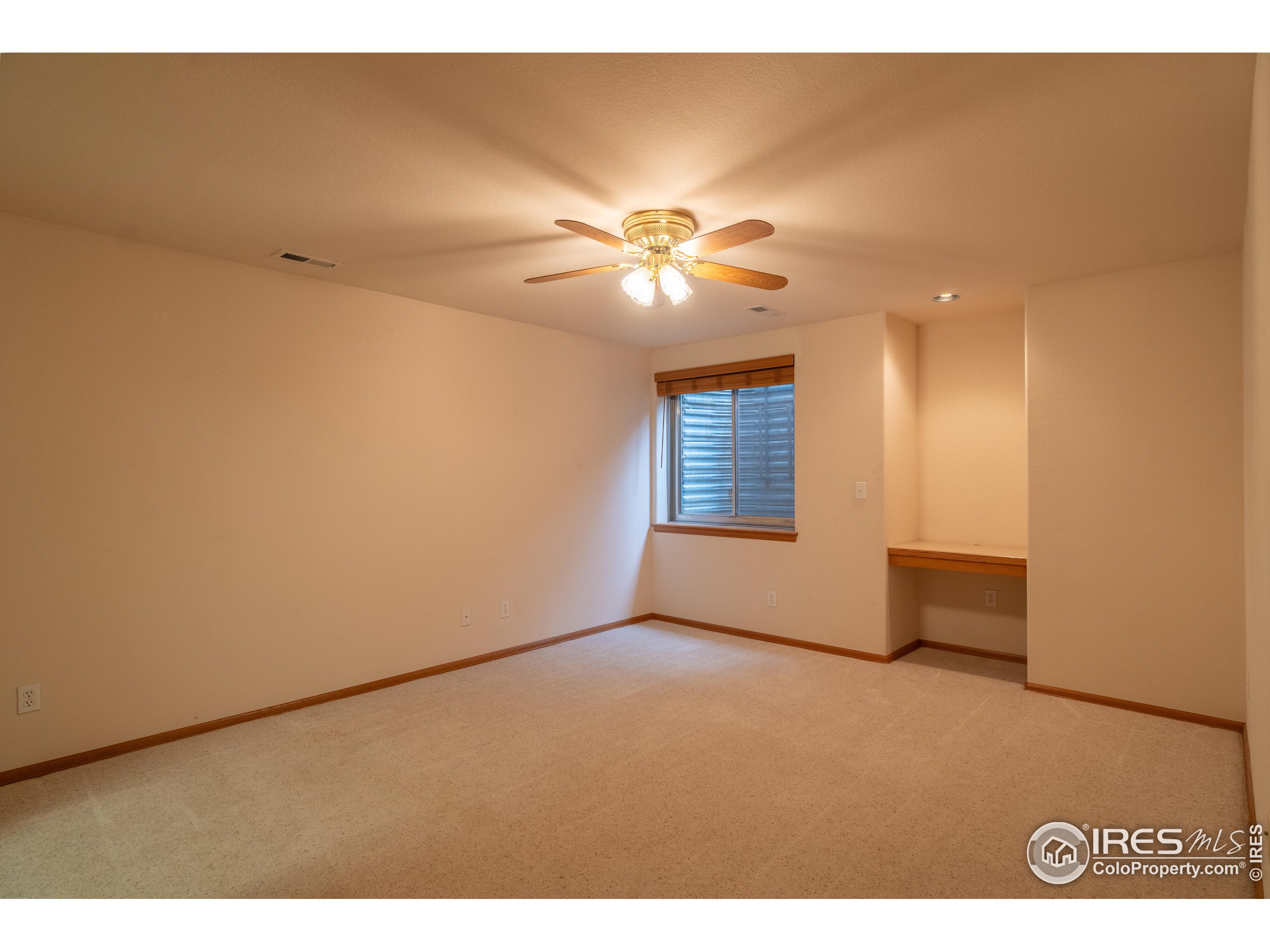 8031 Fox Hill Dr