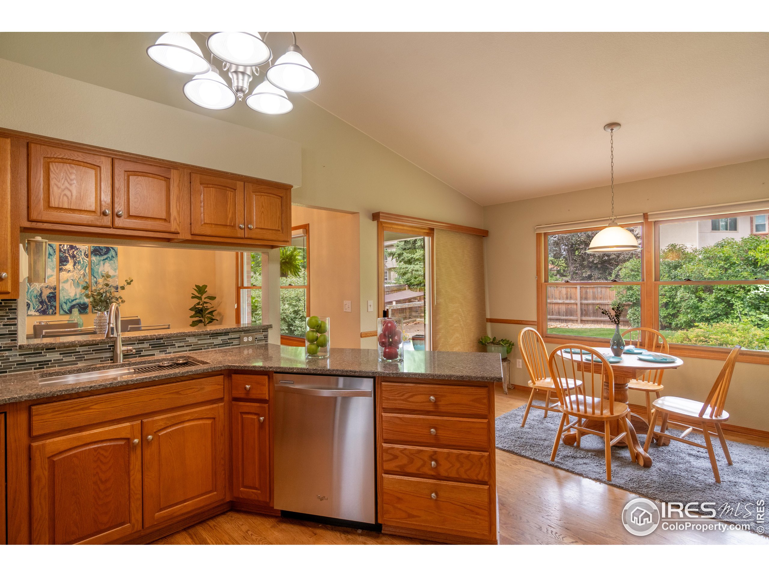 8031 Fox Hill Dr