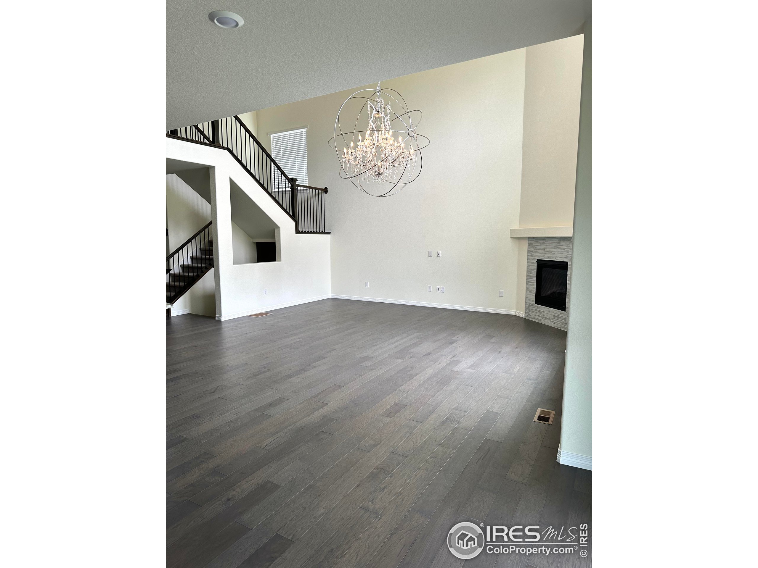 2411 Provenance St