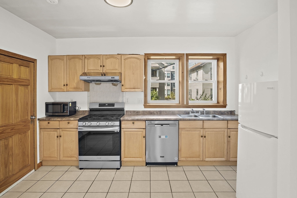 70 Empire St # 1