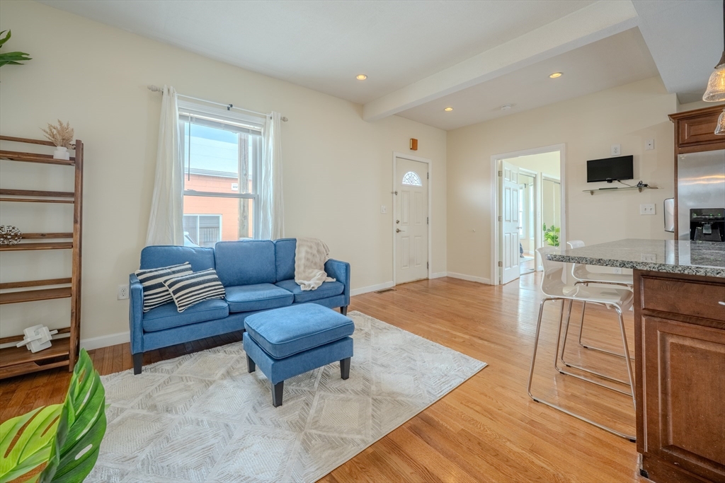 114 Central St # 1