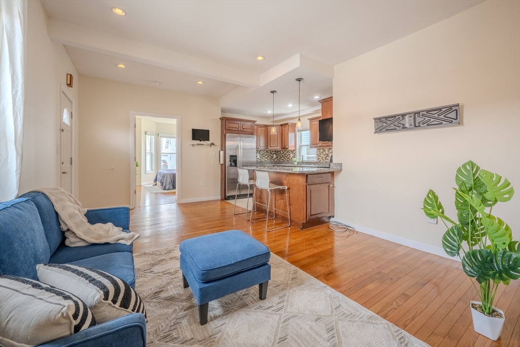 114 Central St # 1