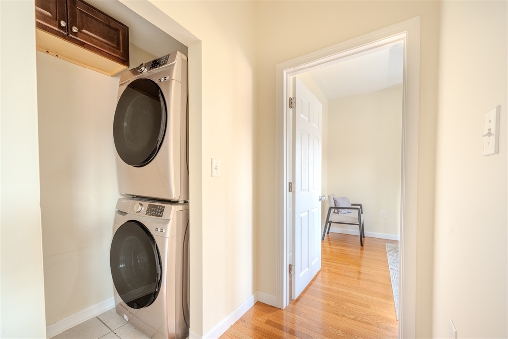 114 Central St # 1